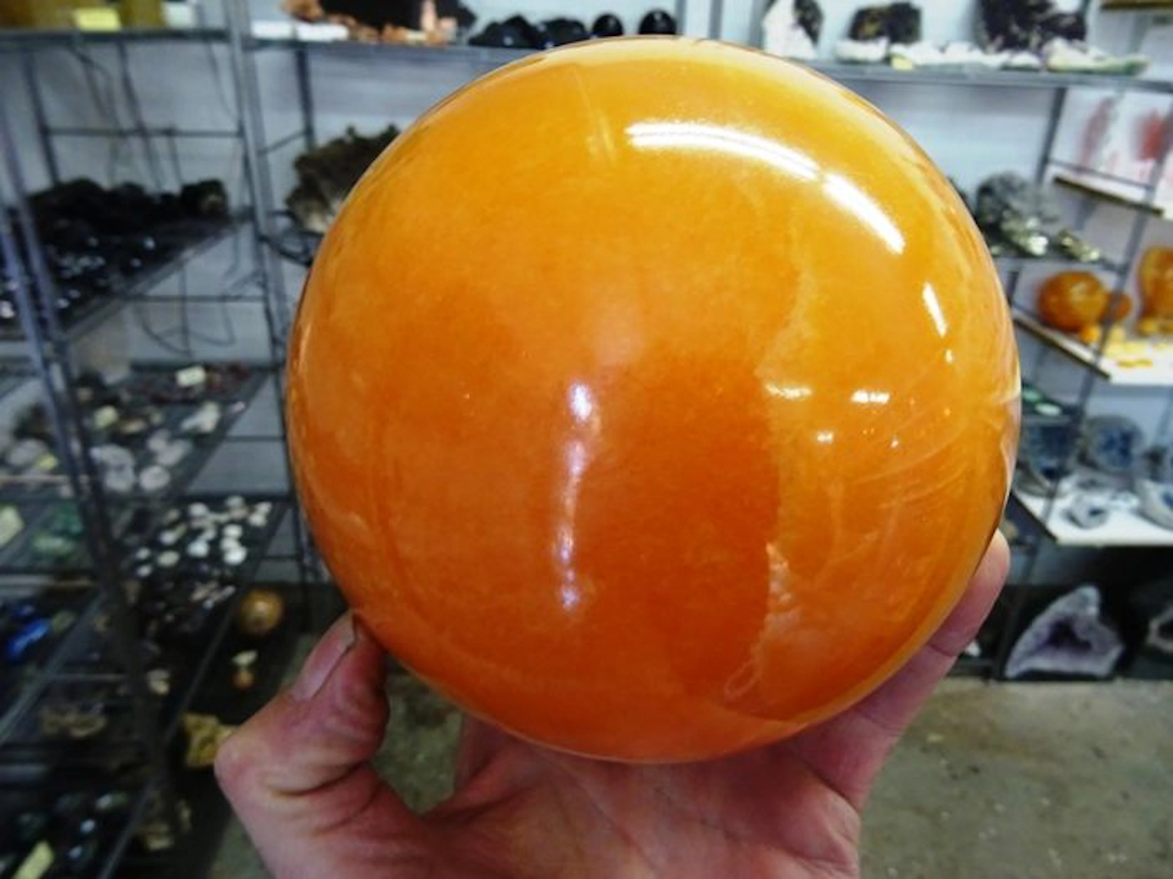 Orange calcite sphere - 14cm - 4,76kg