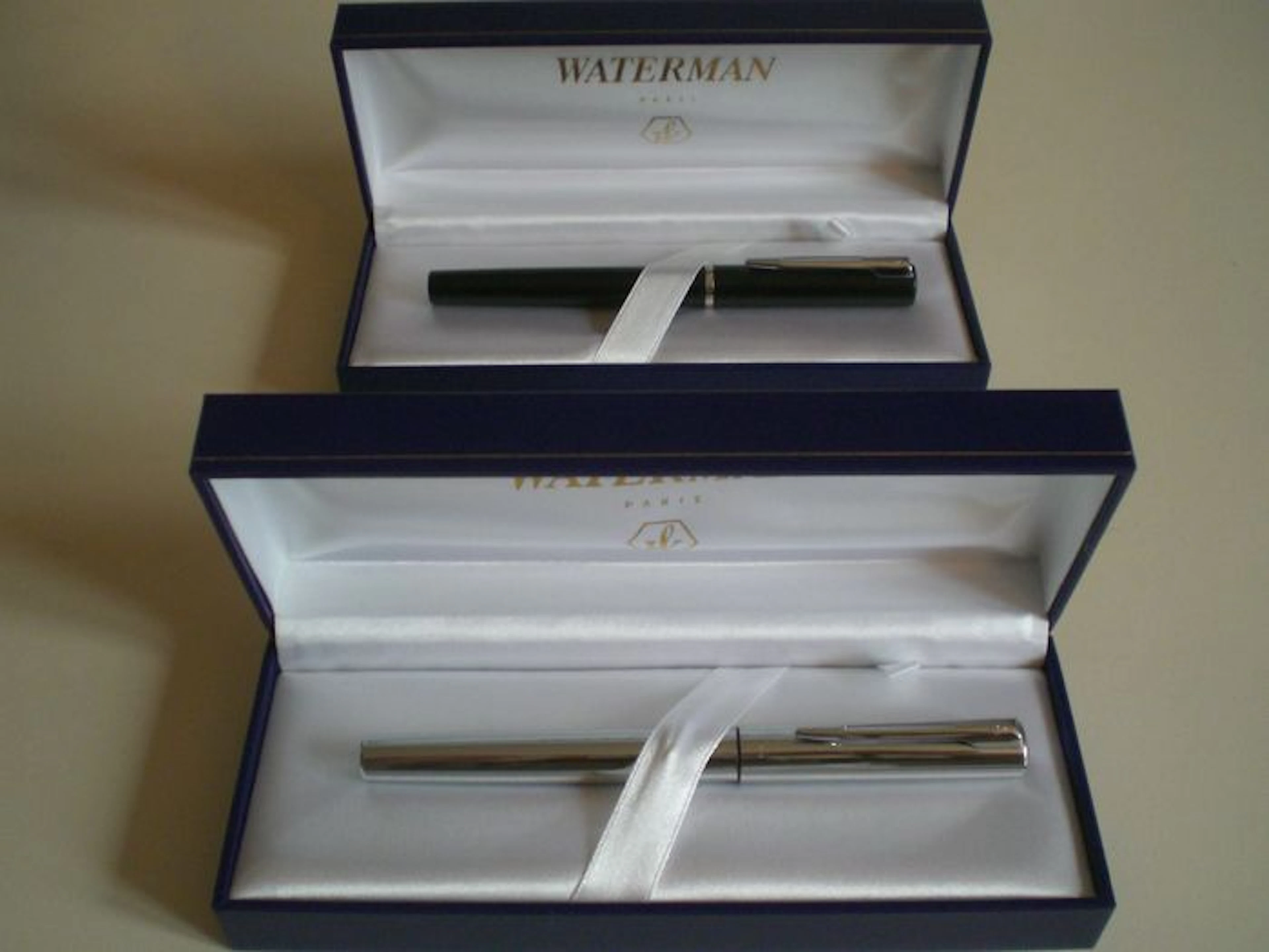 Due penne stilografiche Waterman Paris