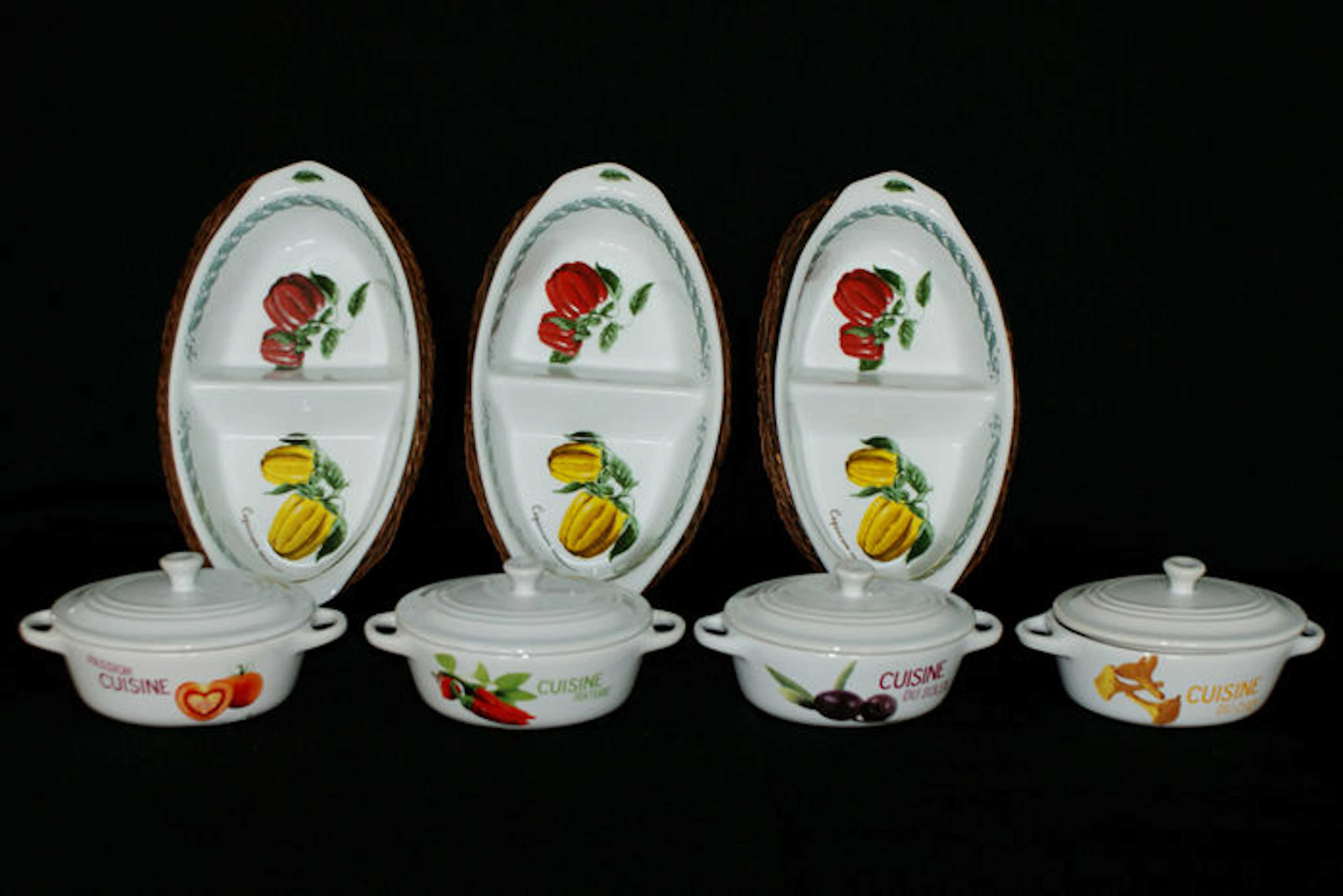 7 porcelain casseroles