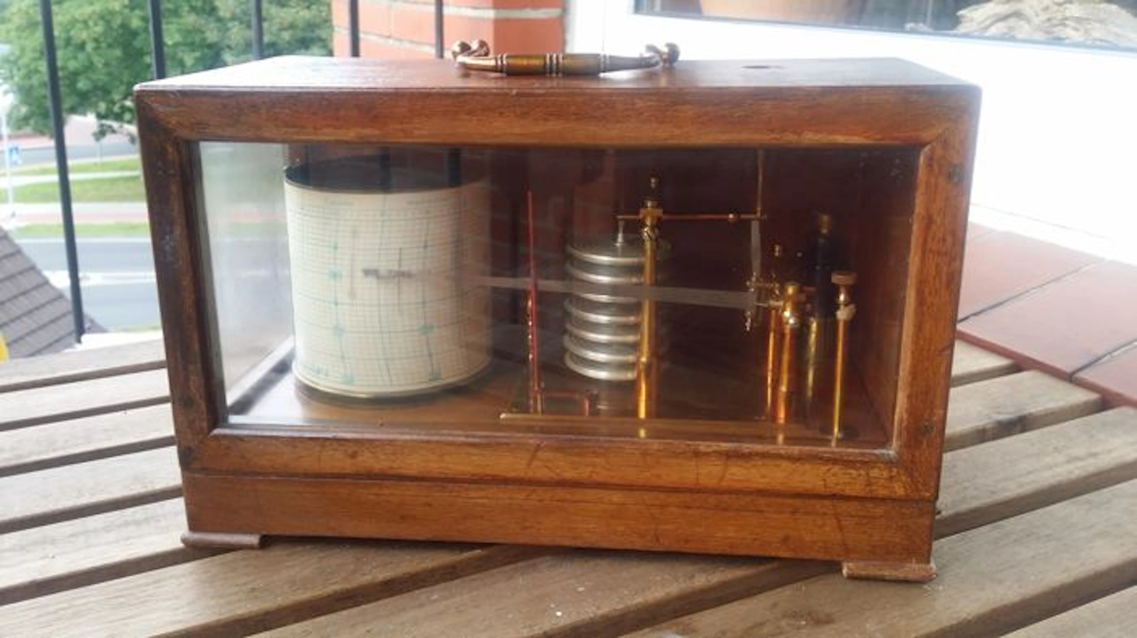 Antique barograph