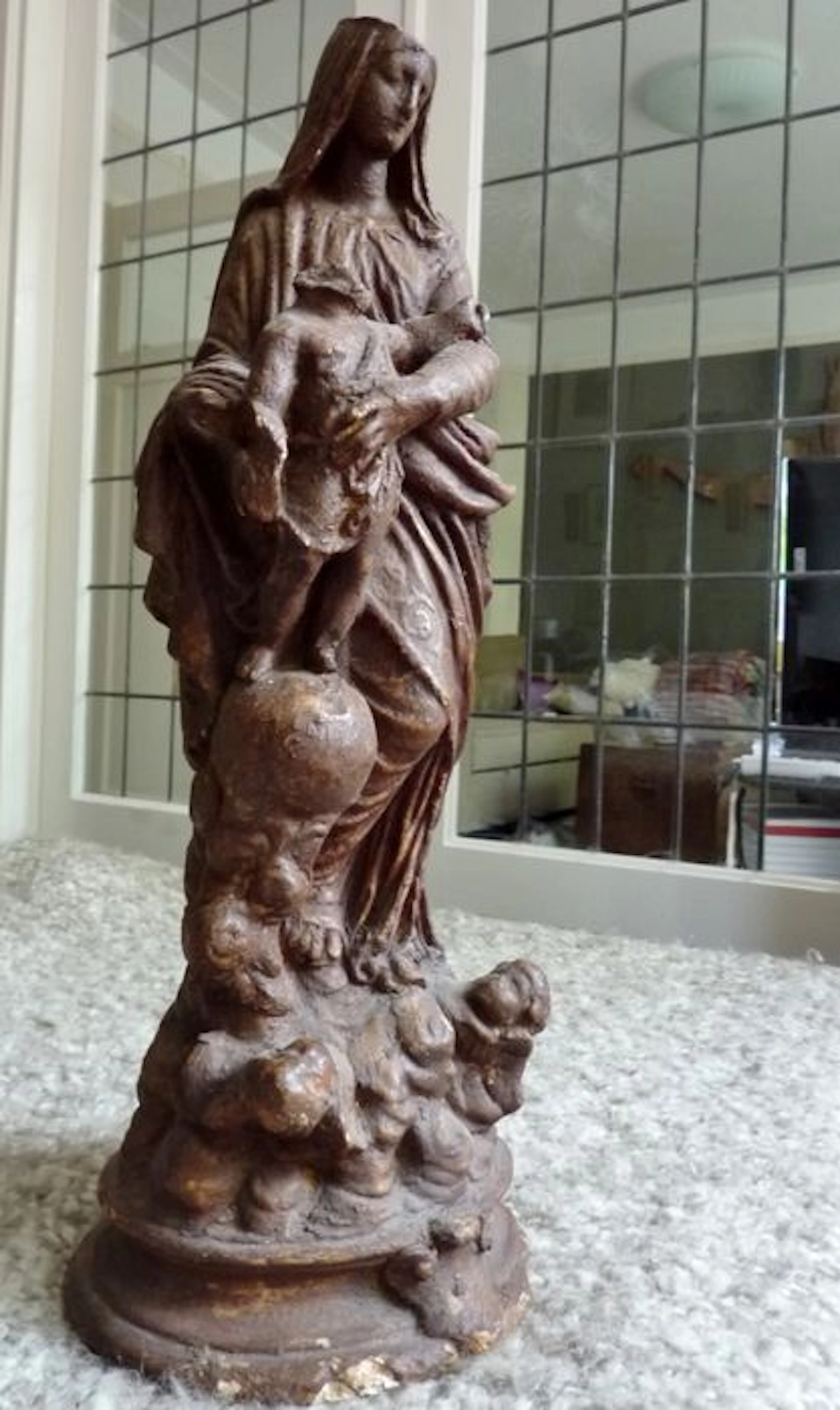 Mary and Child in plaster - Holland - Late Baroque - 17th century