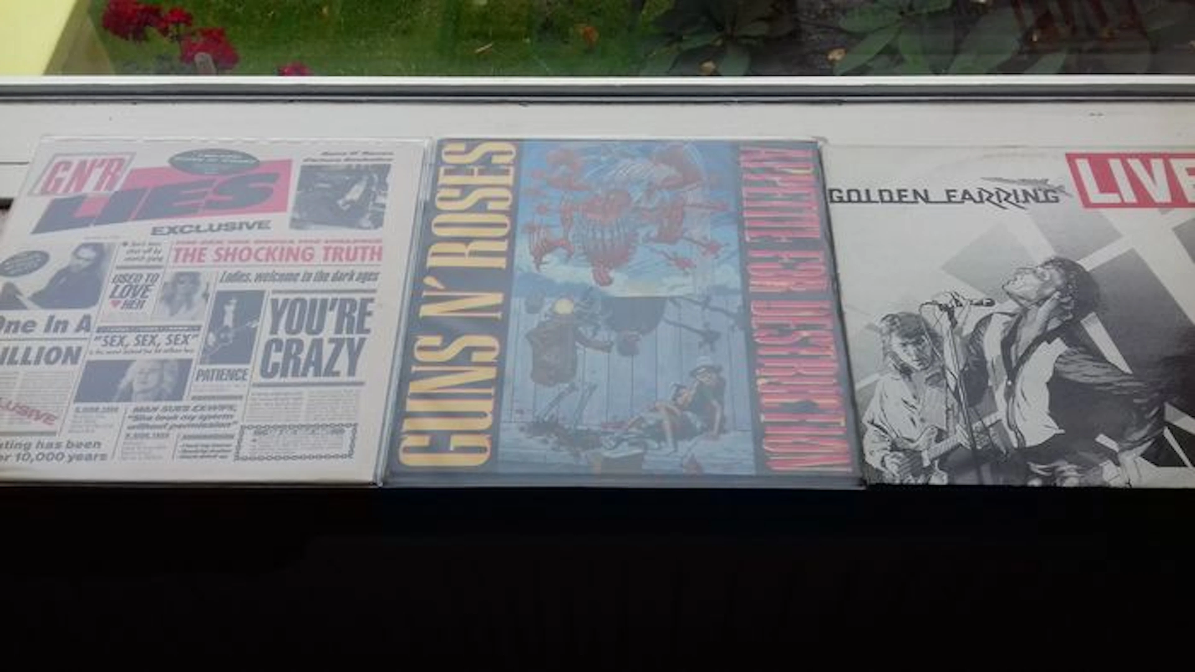 Guns 'n Roses Appetite For Destruction 1e Edition incl Banned sleeve & Guns 'n Roses Lies + Golden Earring LIVE
