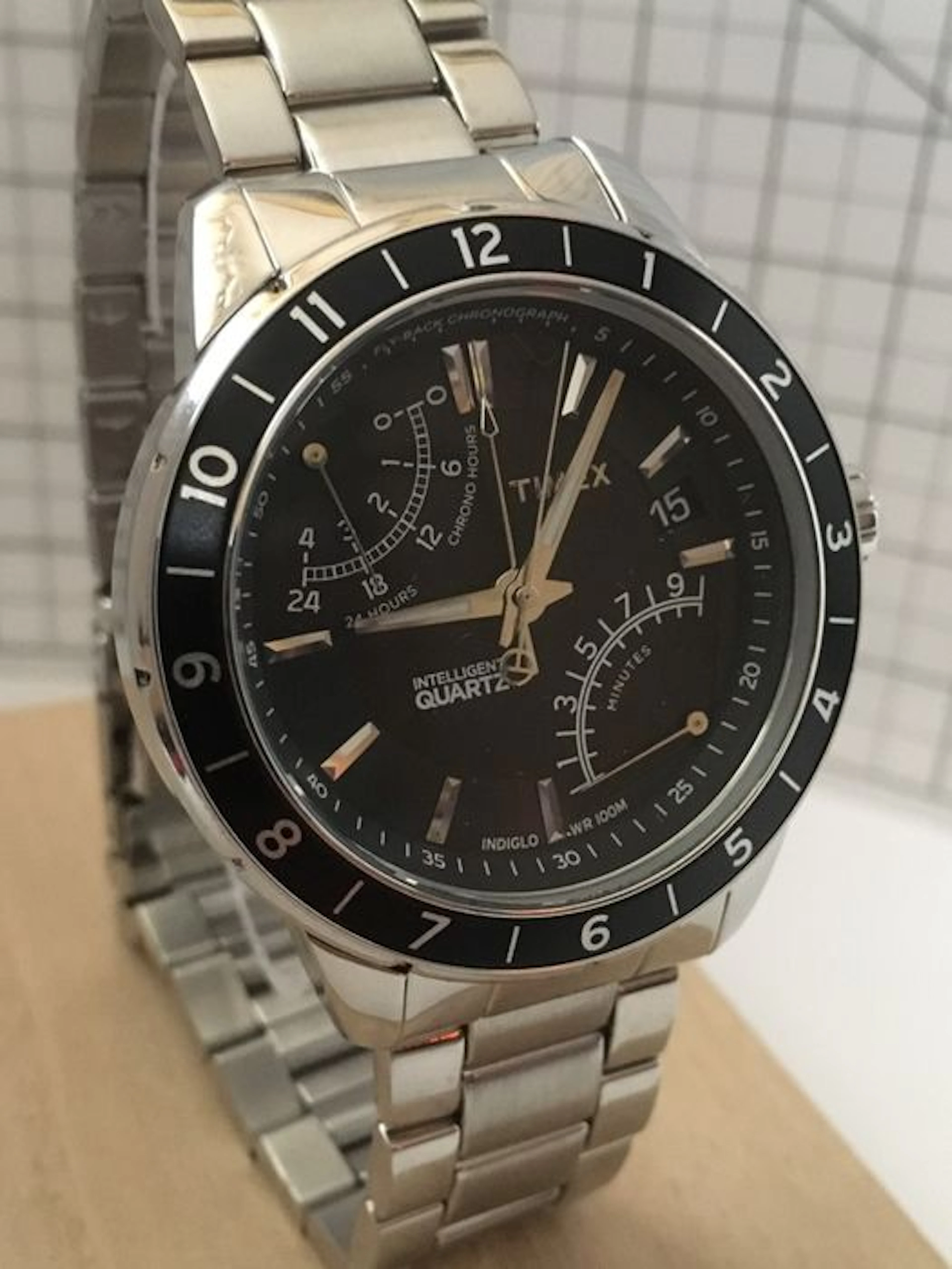 Timex - "Pilot Flyback-Intelligent Quartz-Chronograph-Dual Time-V8" -- men's wristwatch - 2015