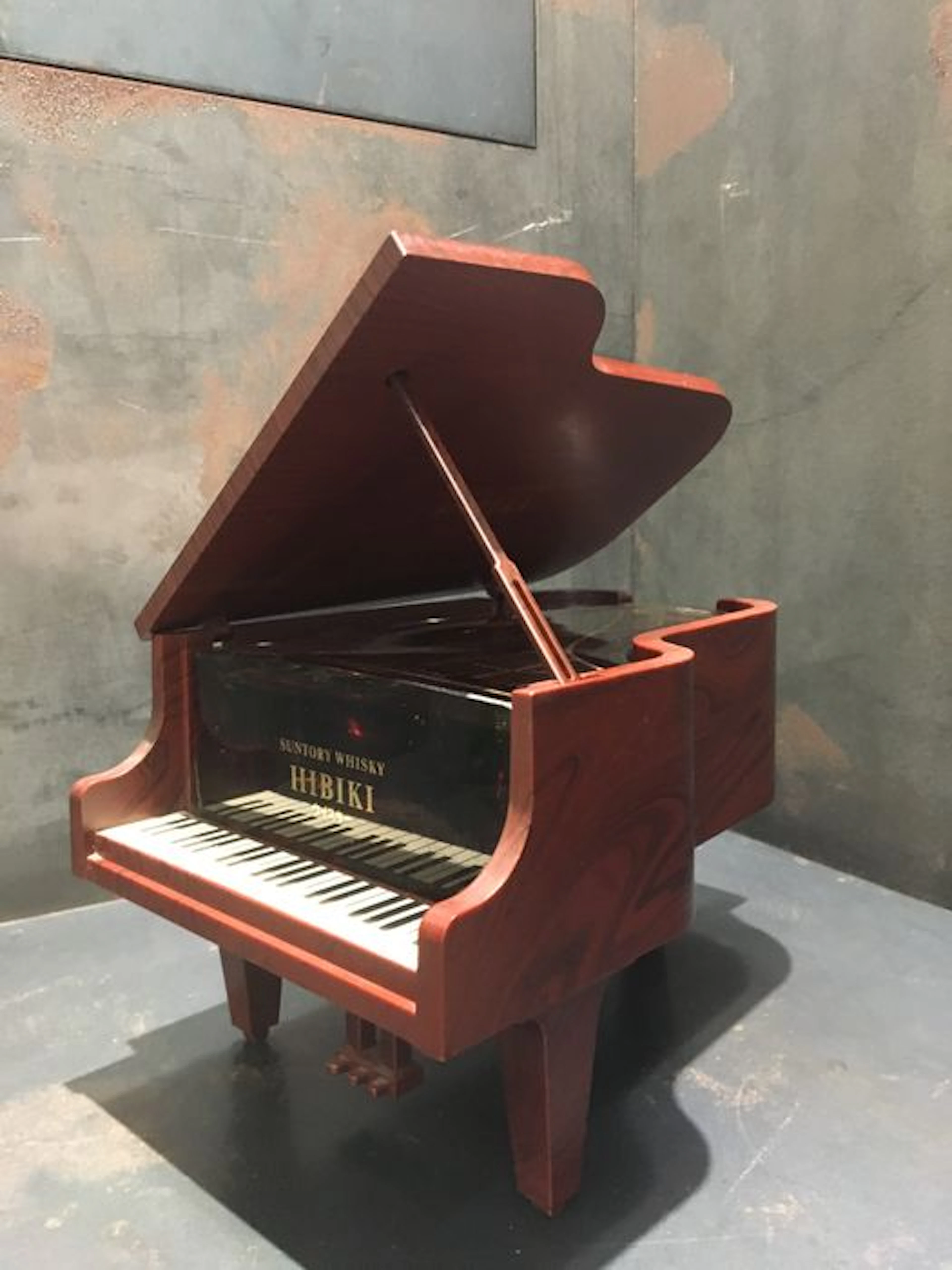 Suntory Hibiki Vintage Whisky Presented in a Piano-shaped Decanter- Tokyo Limited Edition