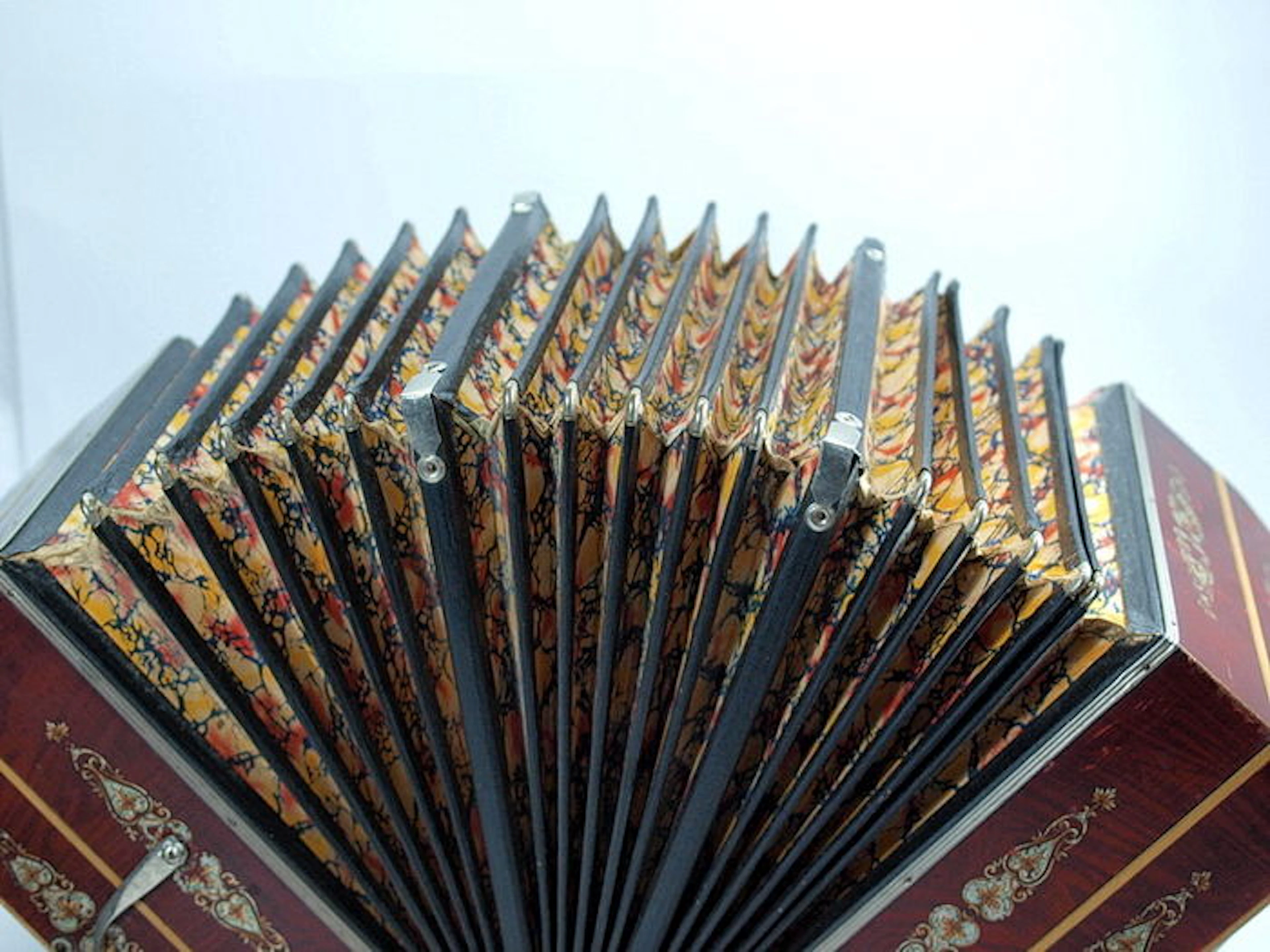 BANDONEON BANDONIKA CONCERTINA ACCORDION HERFELD & CO. GERMANY see attached pictures