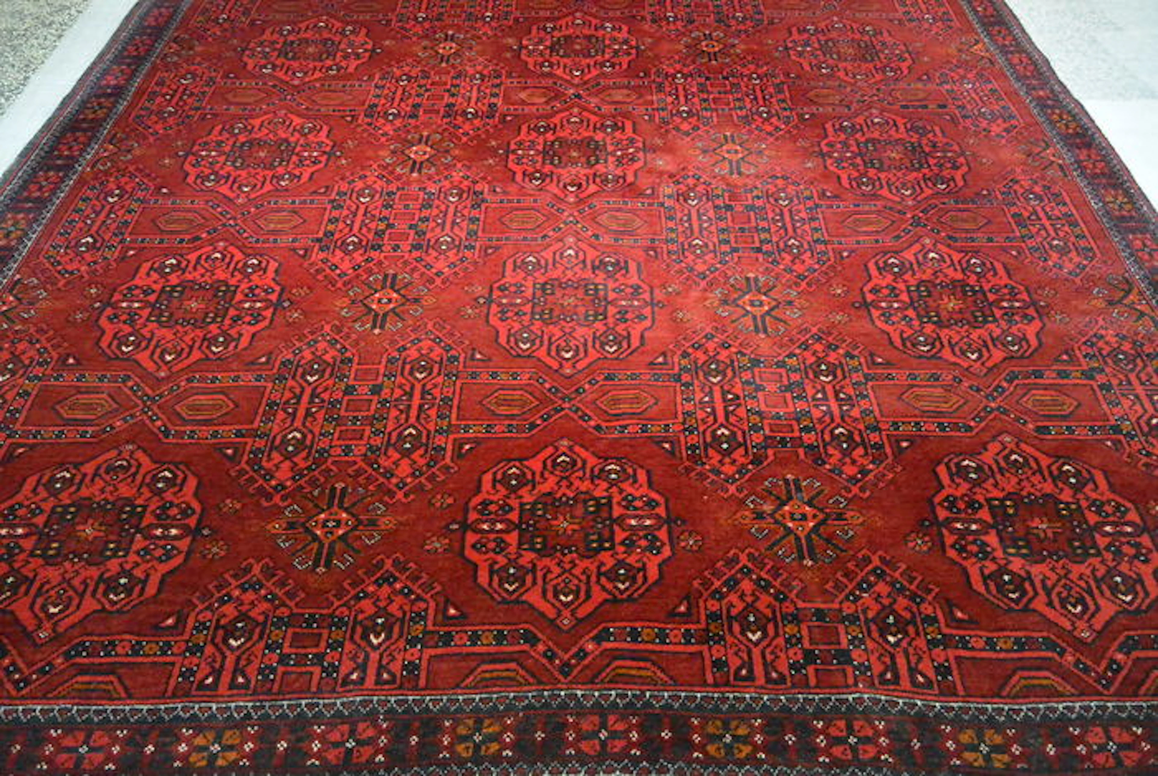 Wunderschöne Orientteppich Afghan 298 x 200 cm. Ende des 20 Jh.