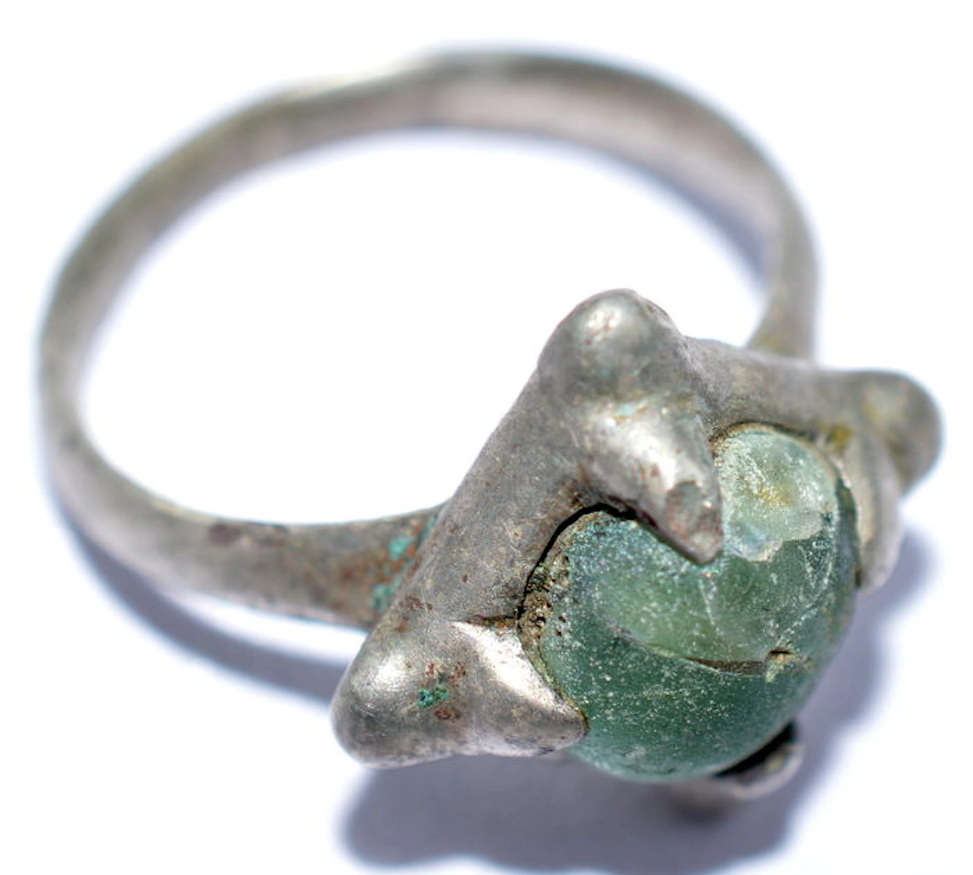 Early Medieval Silver Saxon Ring with Green Gem Inserted in Bezel - 18 mm