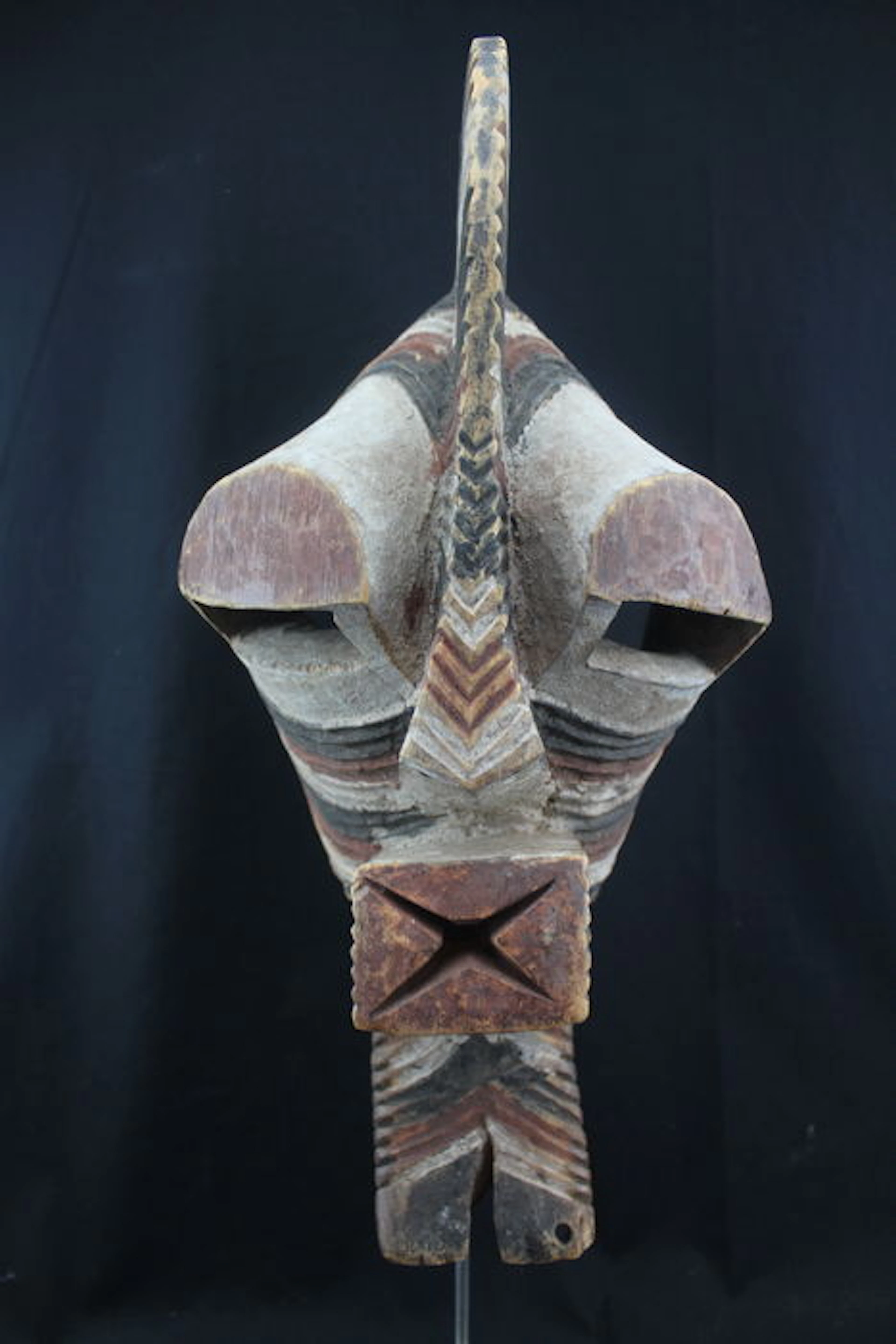 African masculine Kifwebe mask – SONGYE – D.R Congo