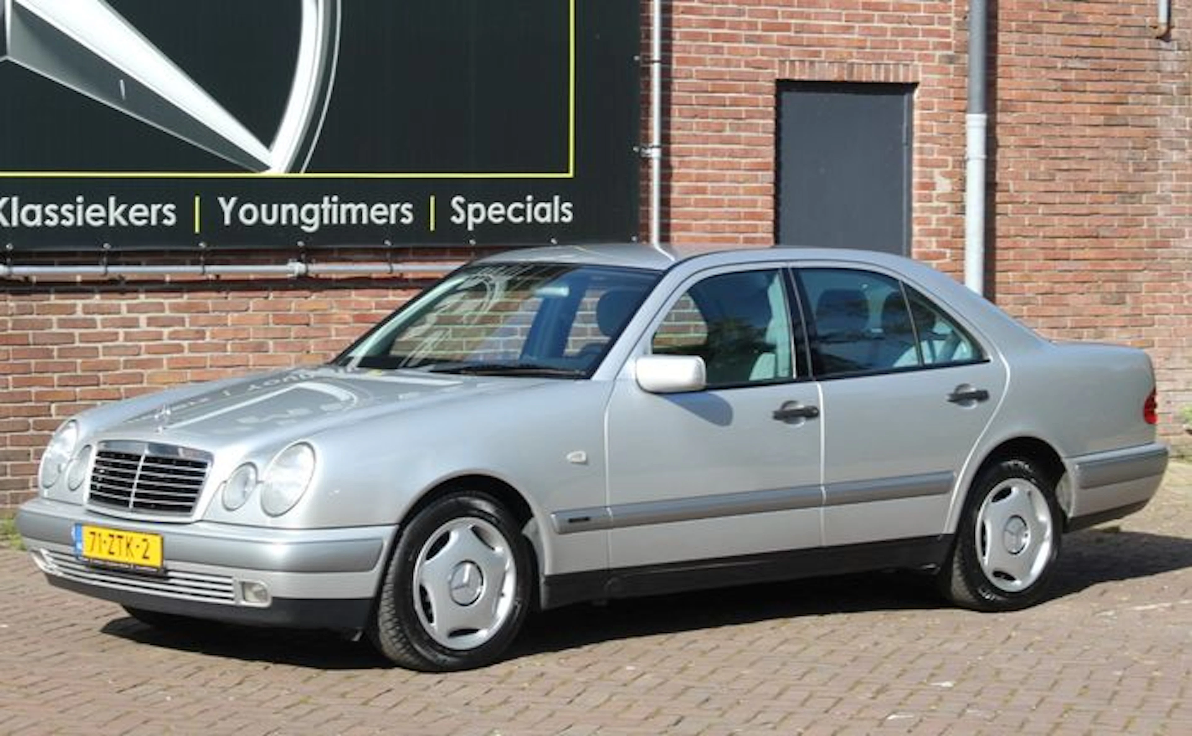 Mercedes-Benz - W210 E300 Turbodiesel Aut - 1998
