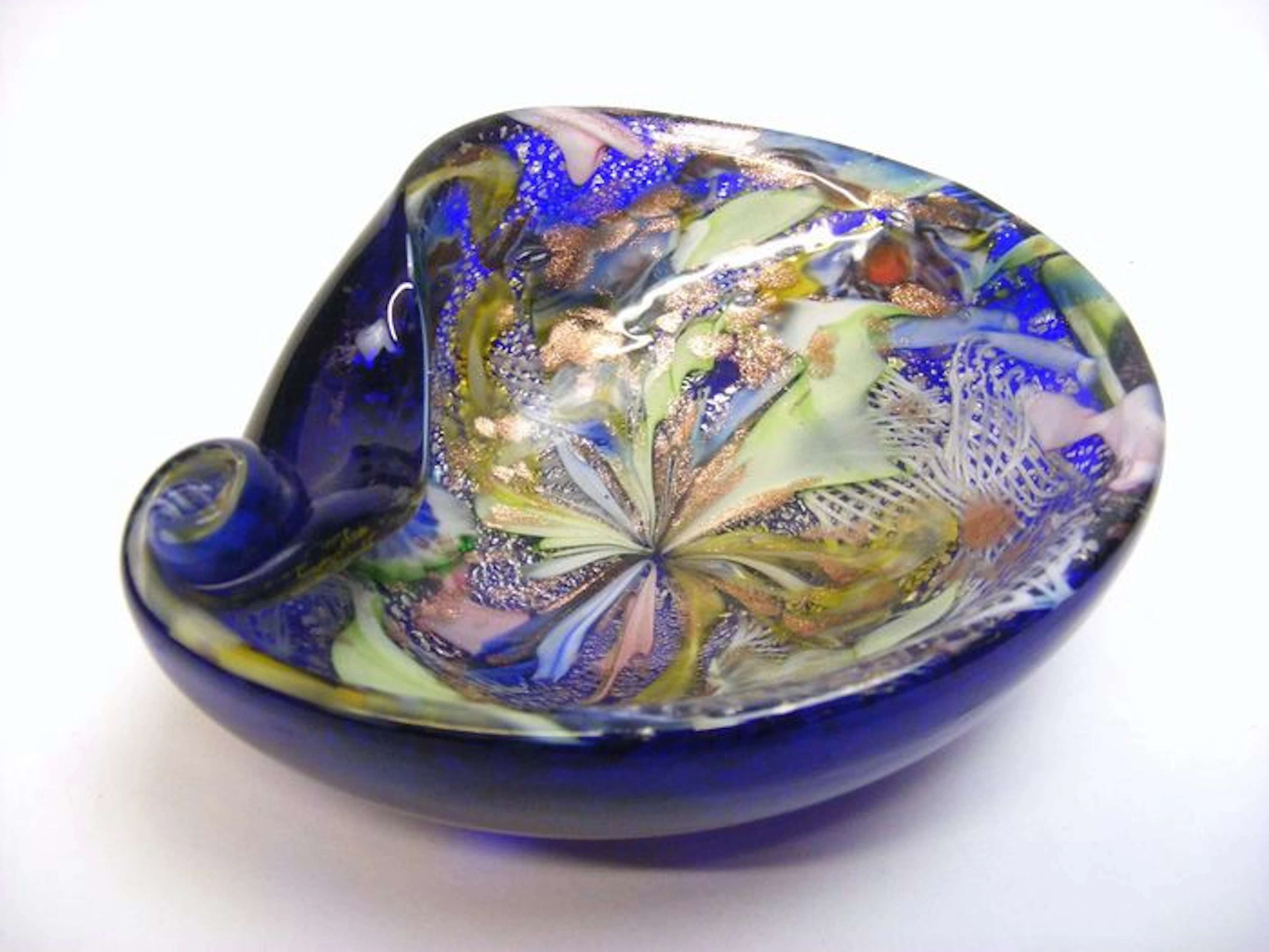 A.VE.M. ( Arte Vetraria Muranese ) - Dish from the Bizantino Series