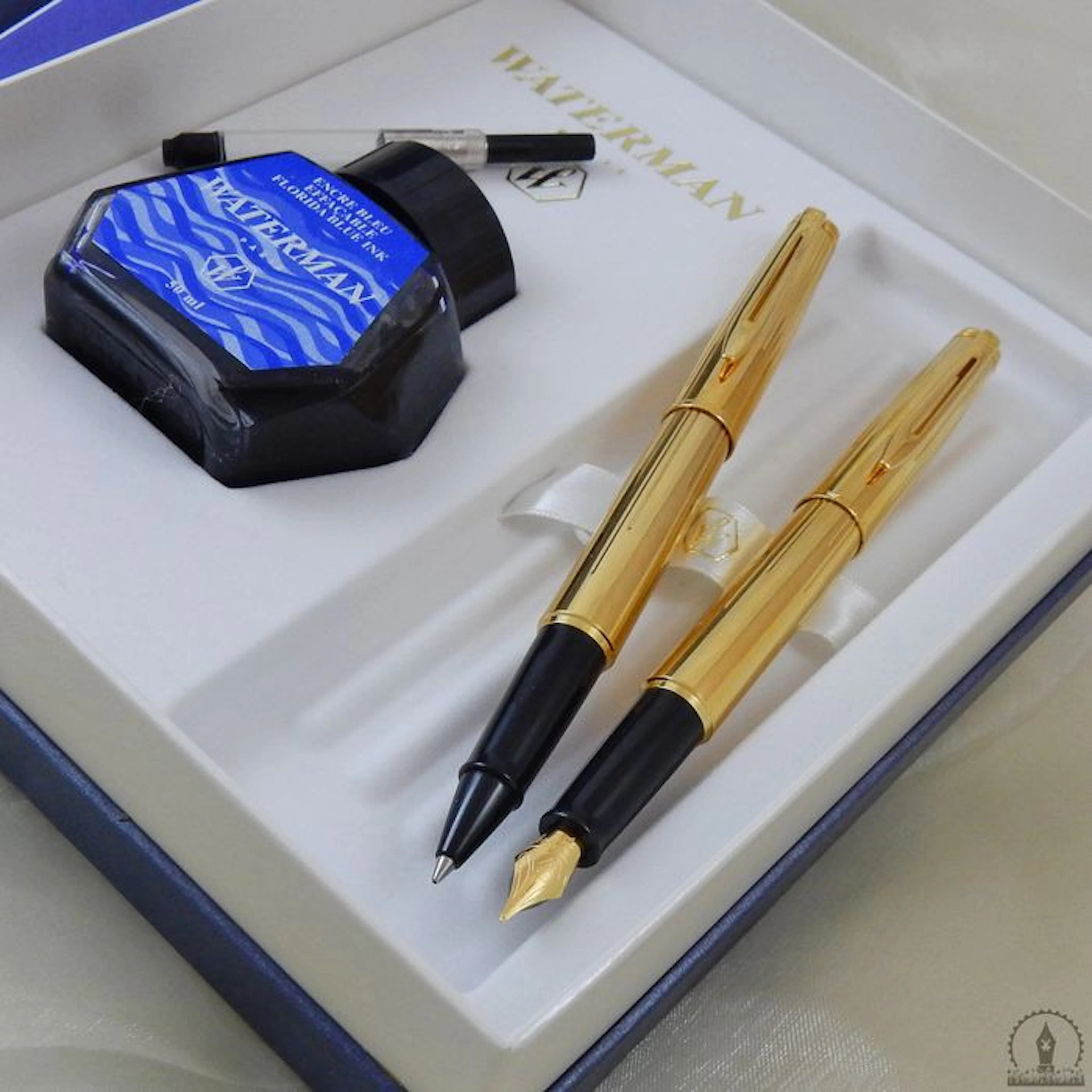 Waterman Hemisphere Gold Chiseled GT Rollerbal & Fountain pen | New Old Stock / Mint Condition