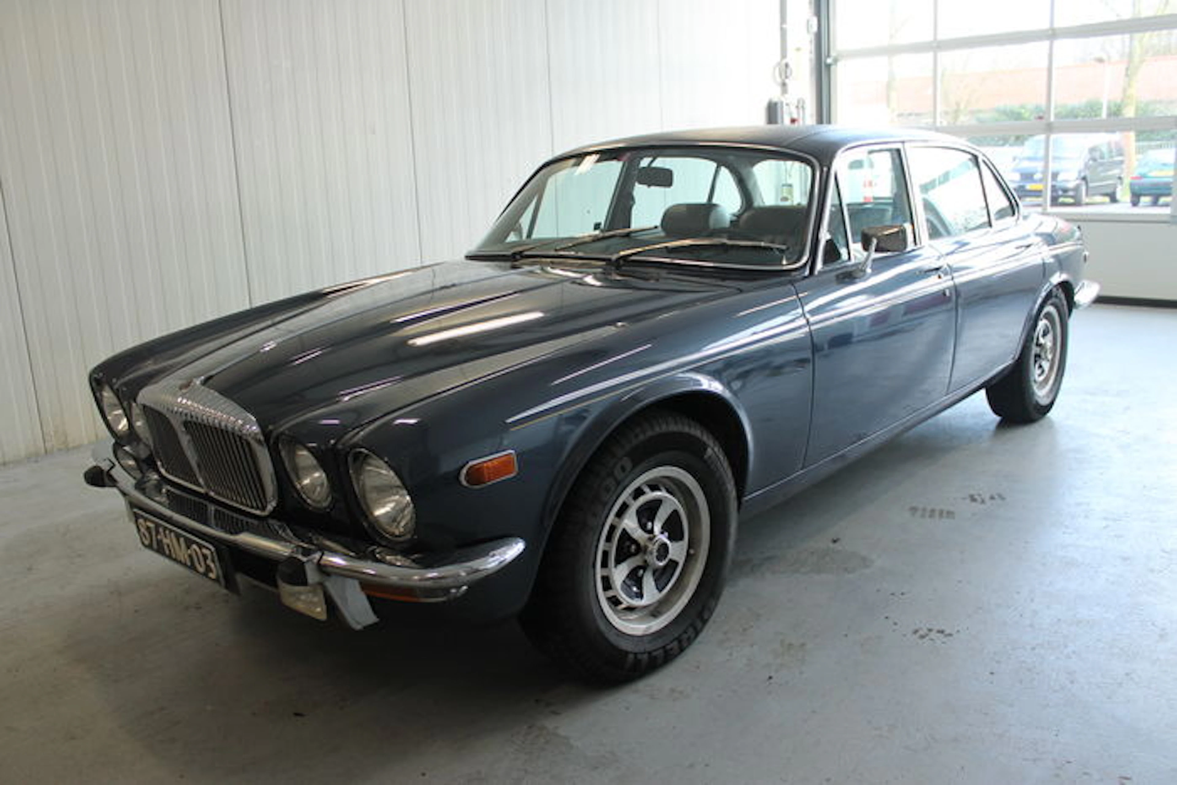 Daimler - Double Six Vanden Plas - 1975
