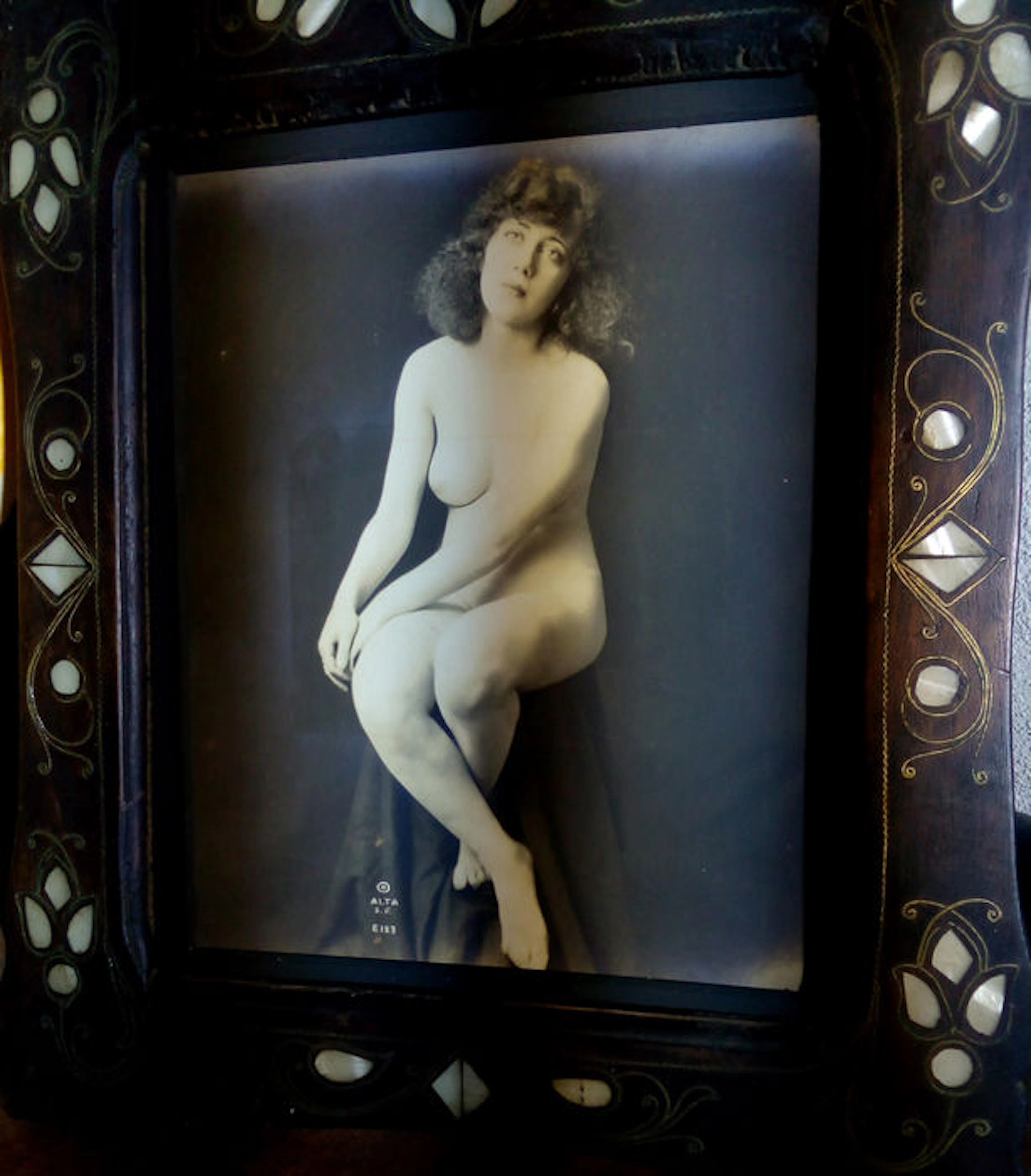 2 x Alta Studios - Two Nude Studio Portraits