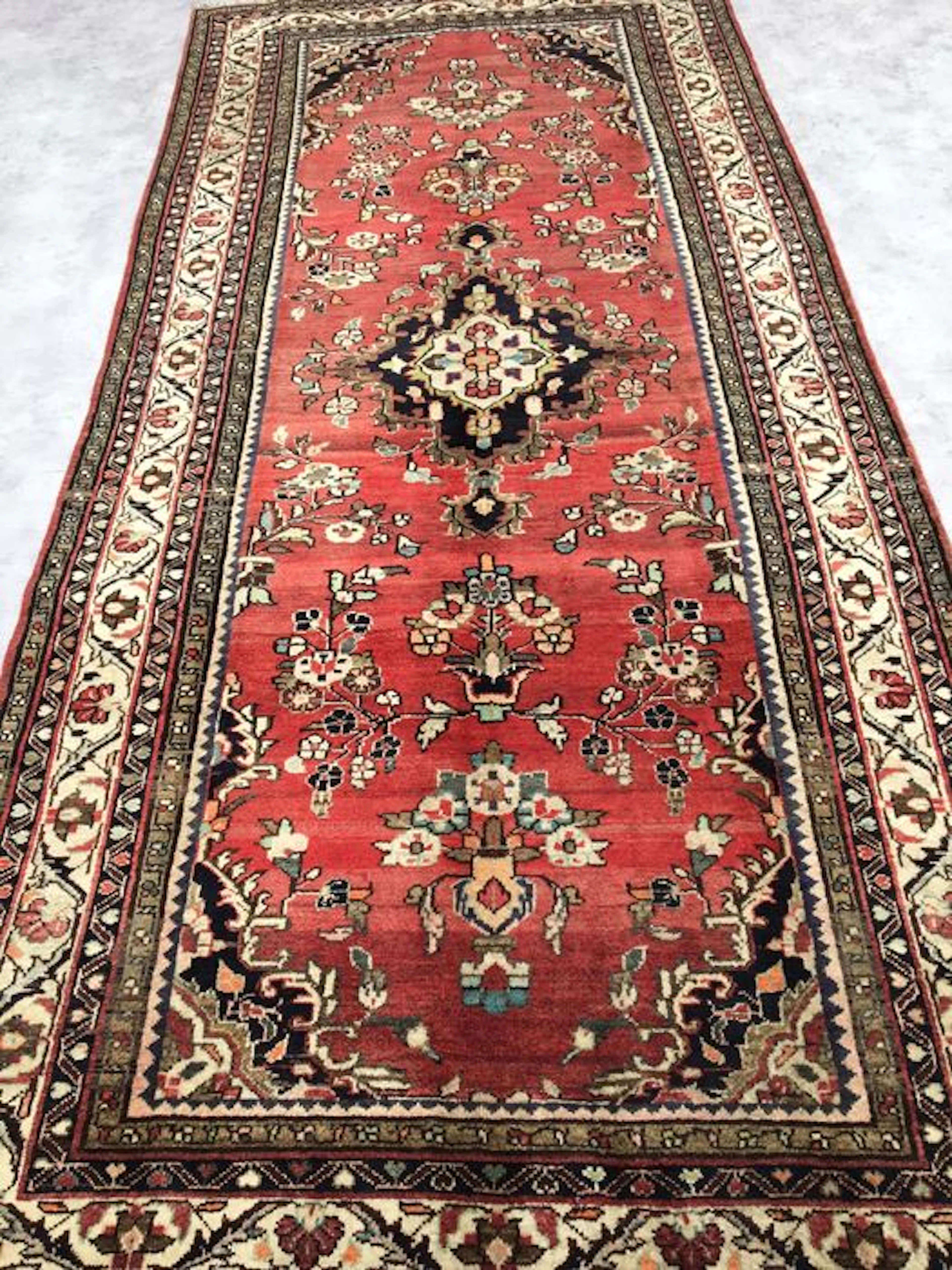 Spannend Perserteppich Hamadan - Made ende des 20. Jh. - 155x343cm - Ab 1€