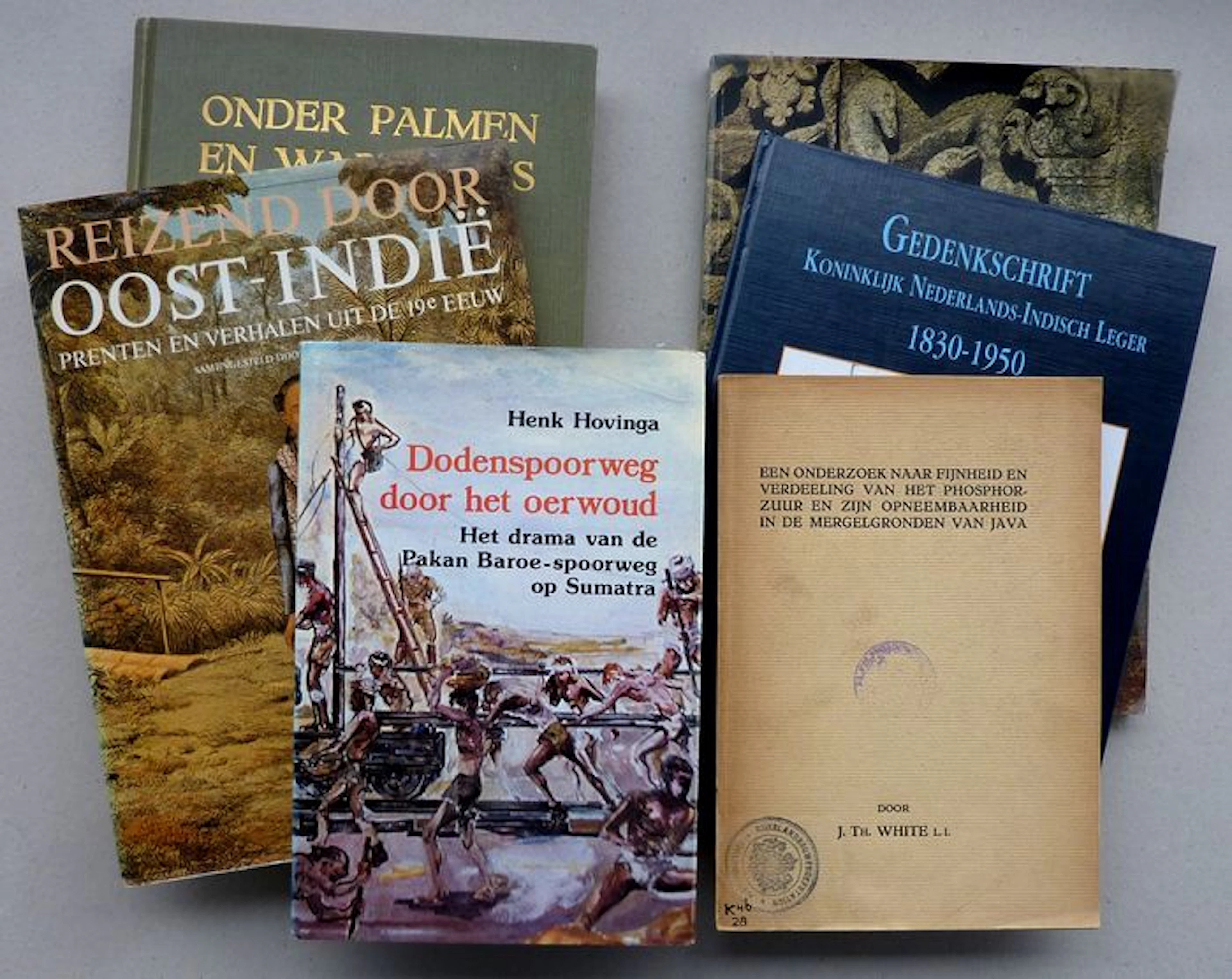 Indonesia; Lot with 6 books on the history of Indonesia - 1926/1990