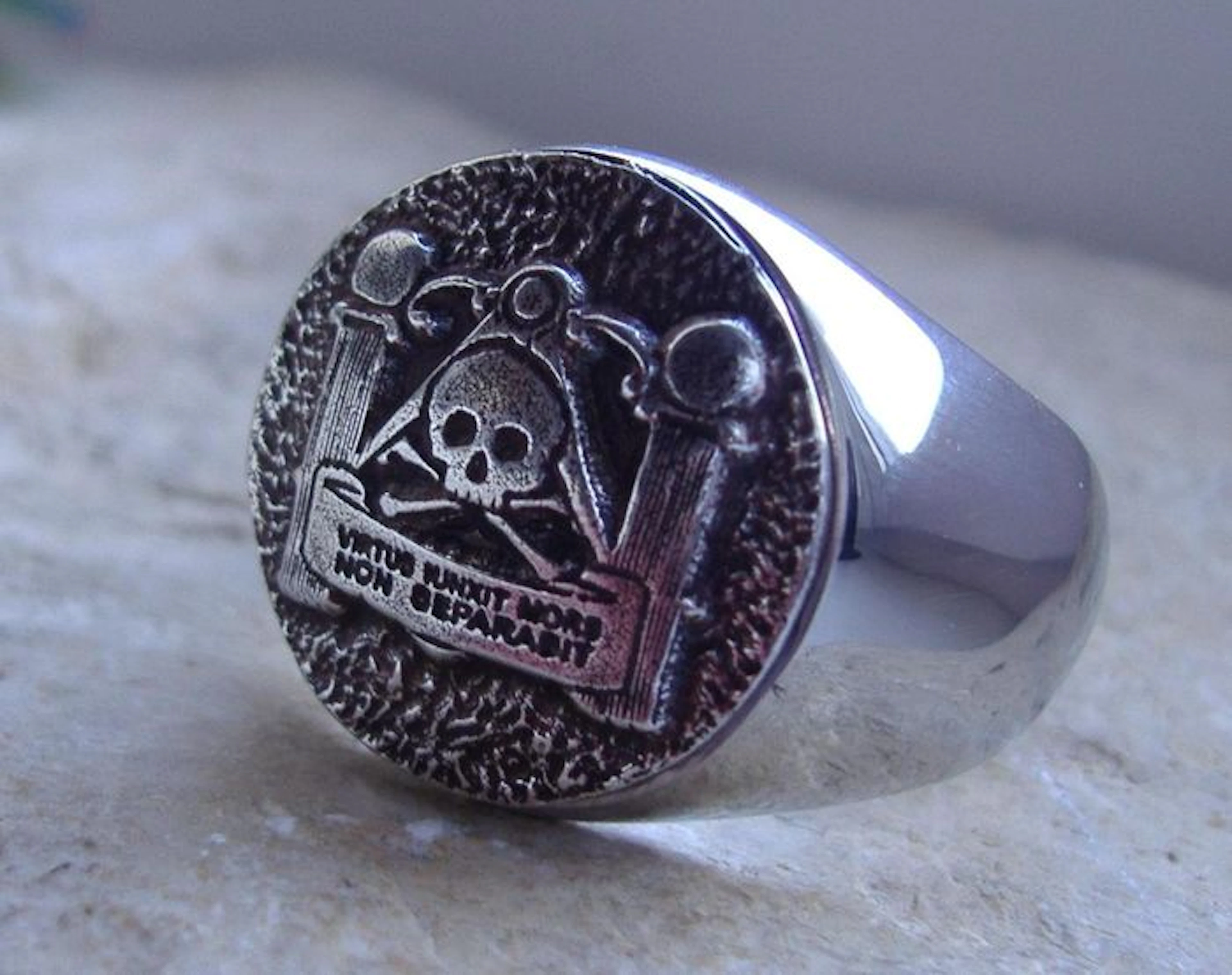 Unique Masonic Pillars Ring Freimaurer degree massive Hypoallergenic 316L surgical steel Handmade 21st century bague templier templars