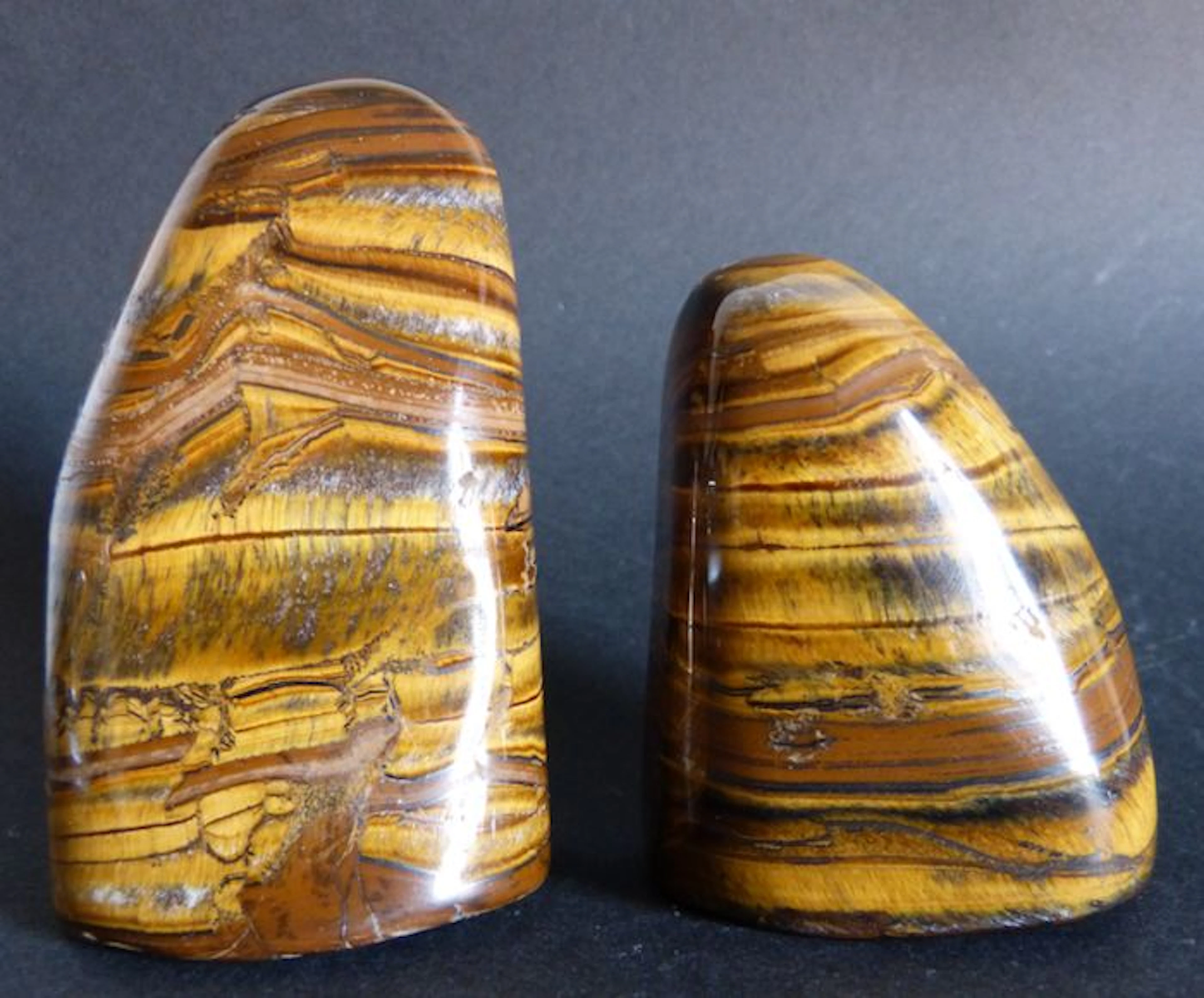 Pareja ojo de tigre - 7,2 x 6,8 cm y 9 x 5,2cm - 601gm (2)