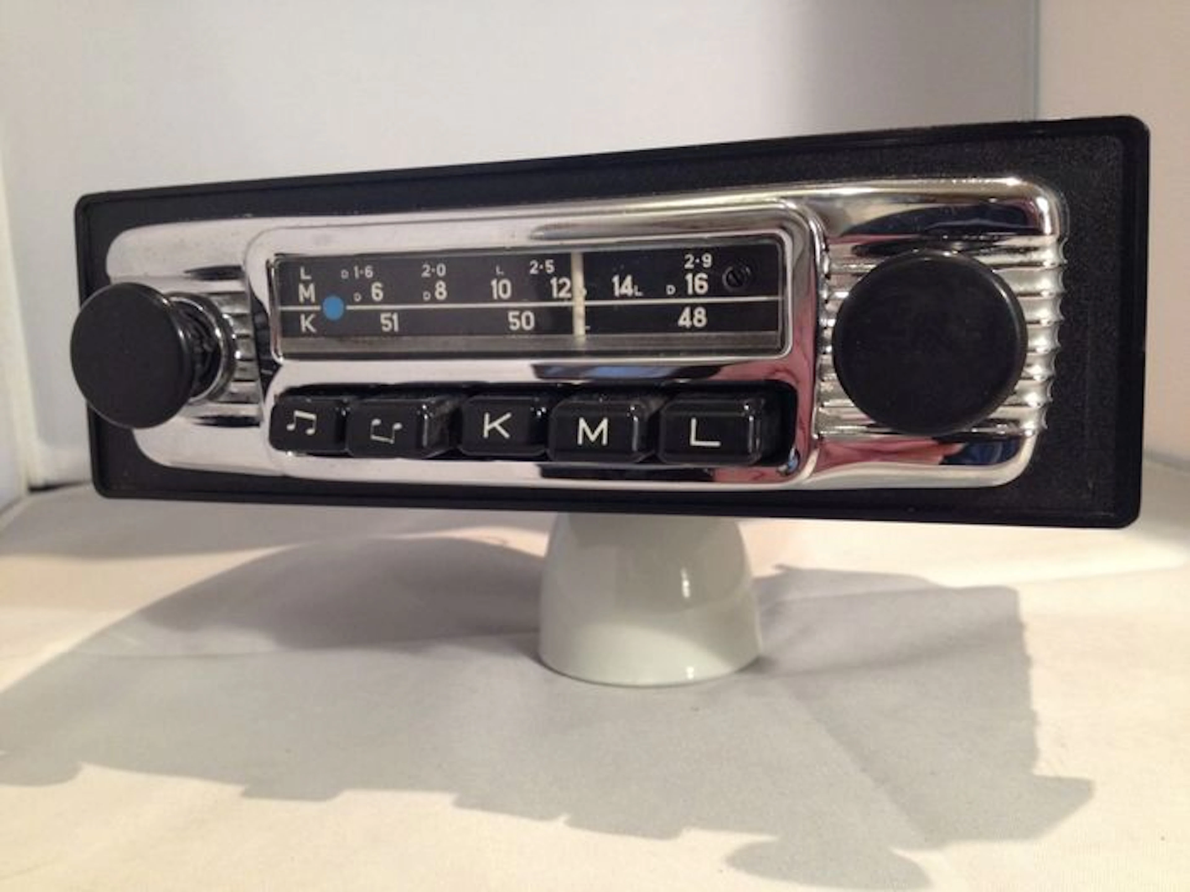 Blaupunkt Bremen Classic Car Radio from 1960s/1970s - Volkswagen