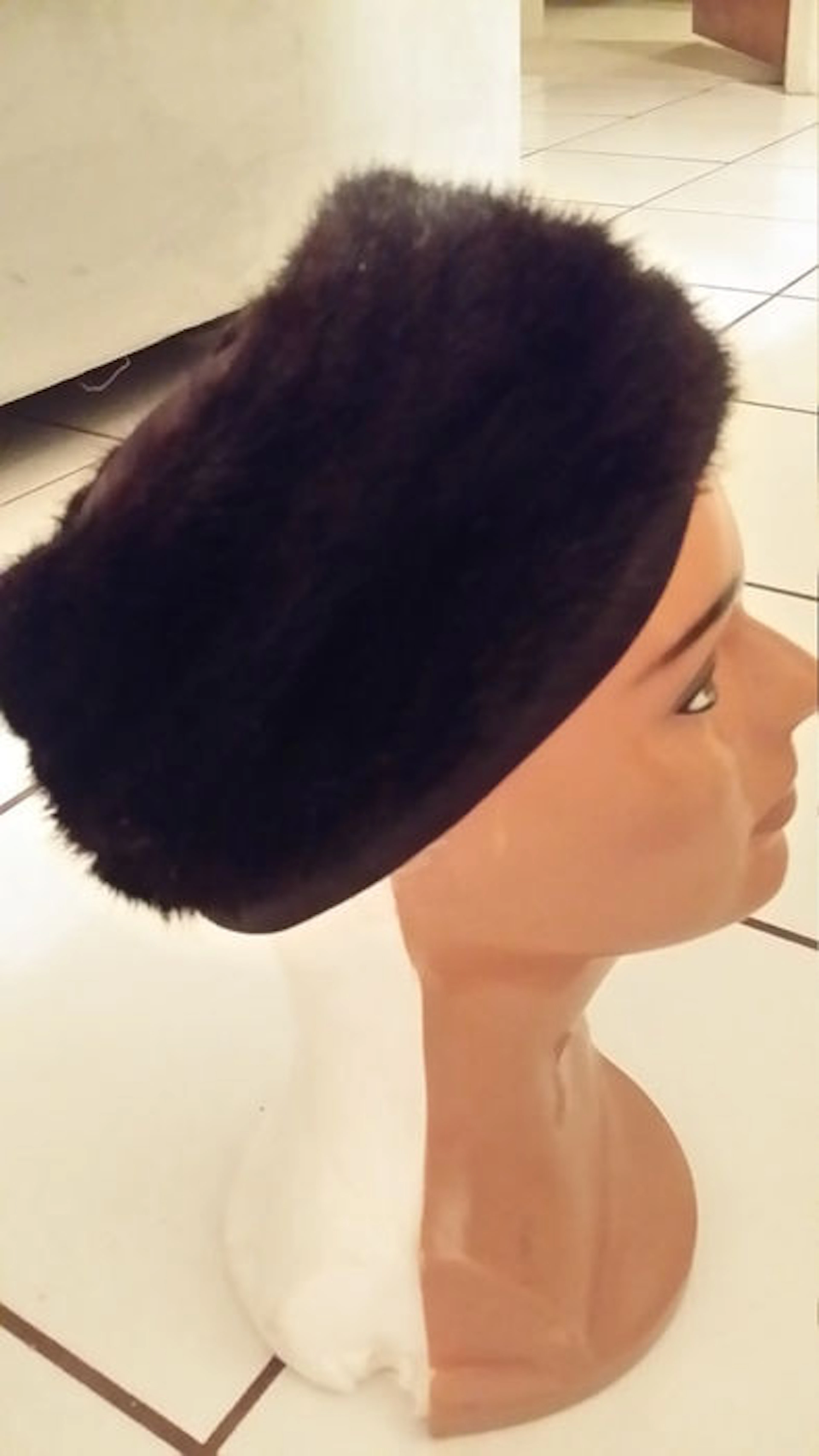 Elsa Shiaparelli – Fur Mink hat