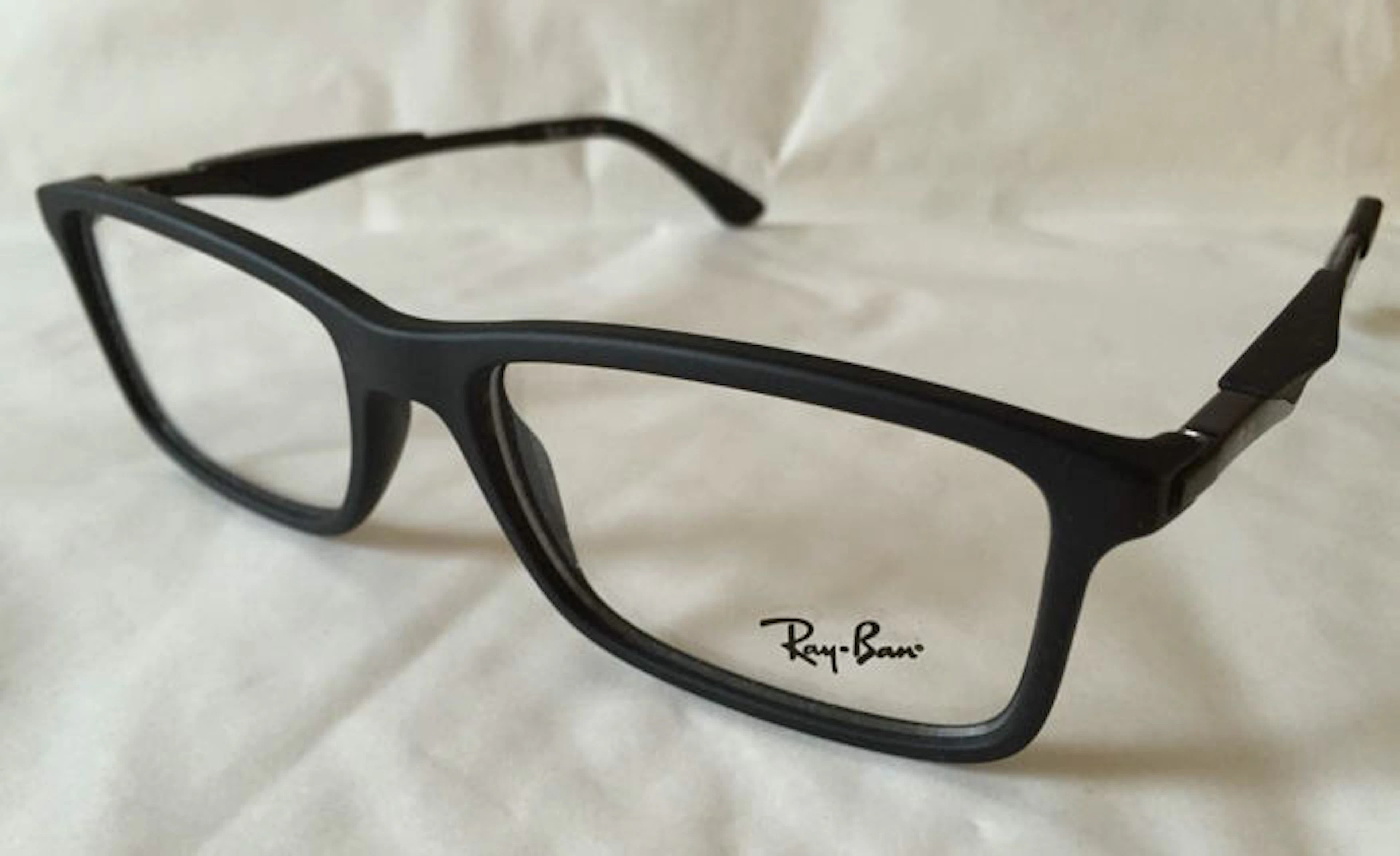 Ray-Ban – glasses – Unisex – matte black – in flawless condition