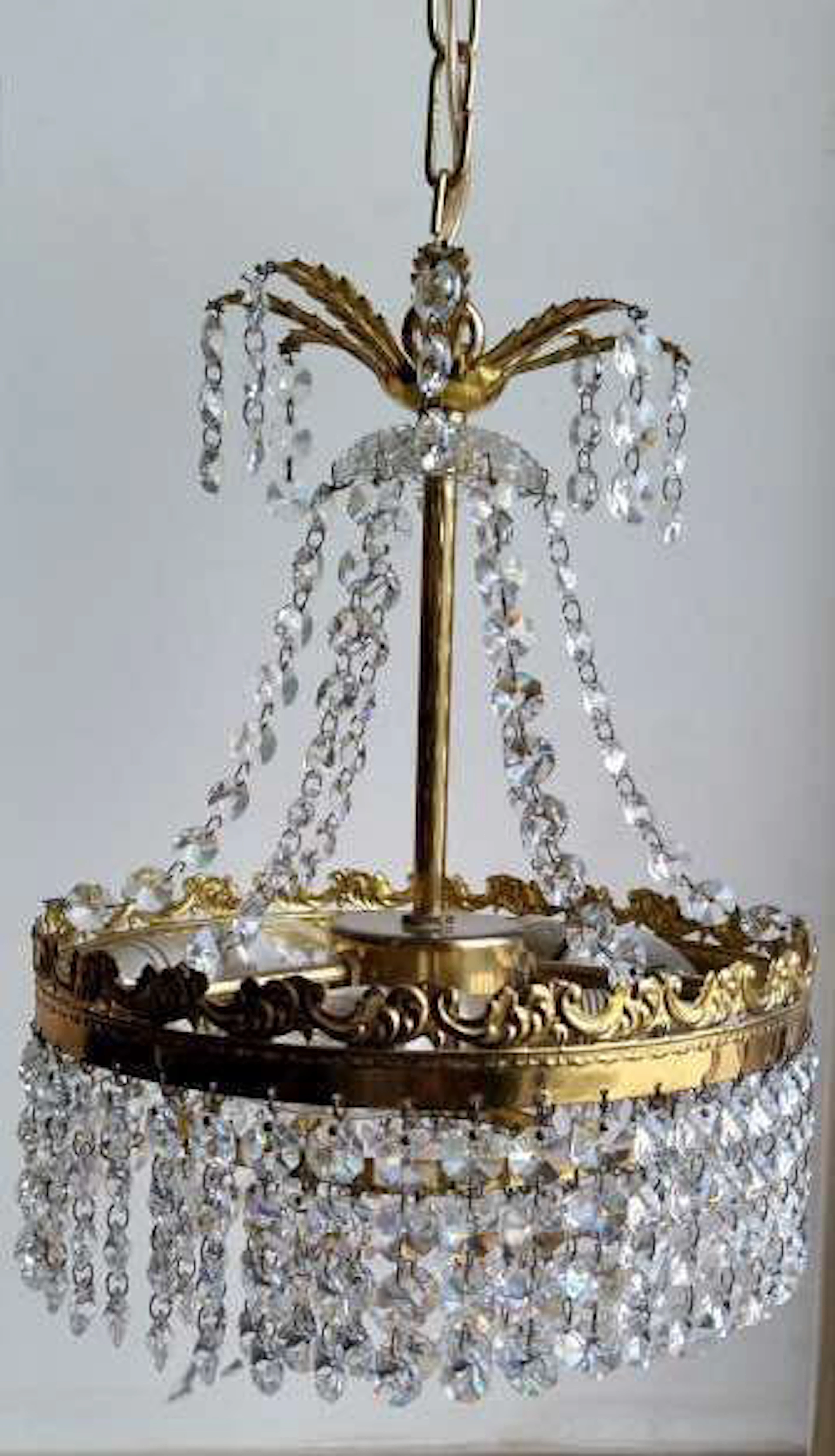 Vintage ' Sac à Perles ' pendant/chandelier with crystal cut glass, second half 20th century, France