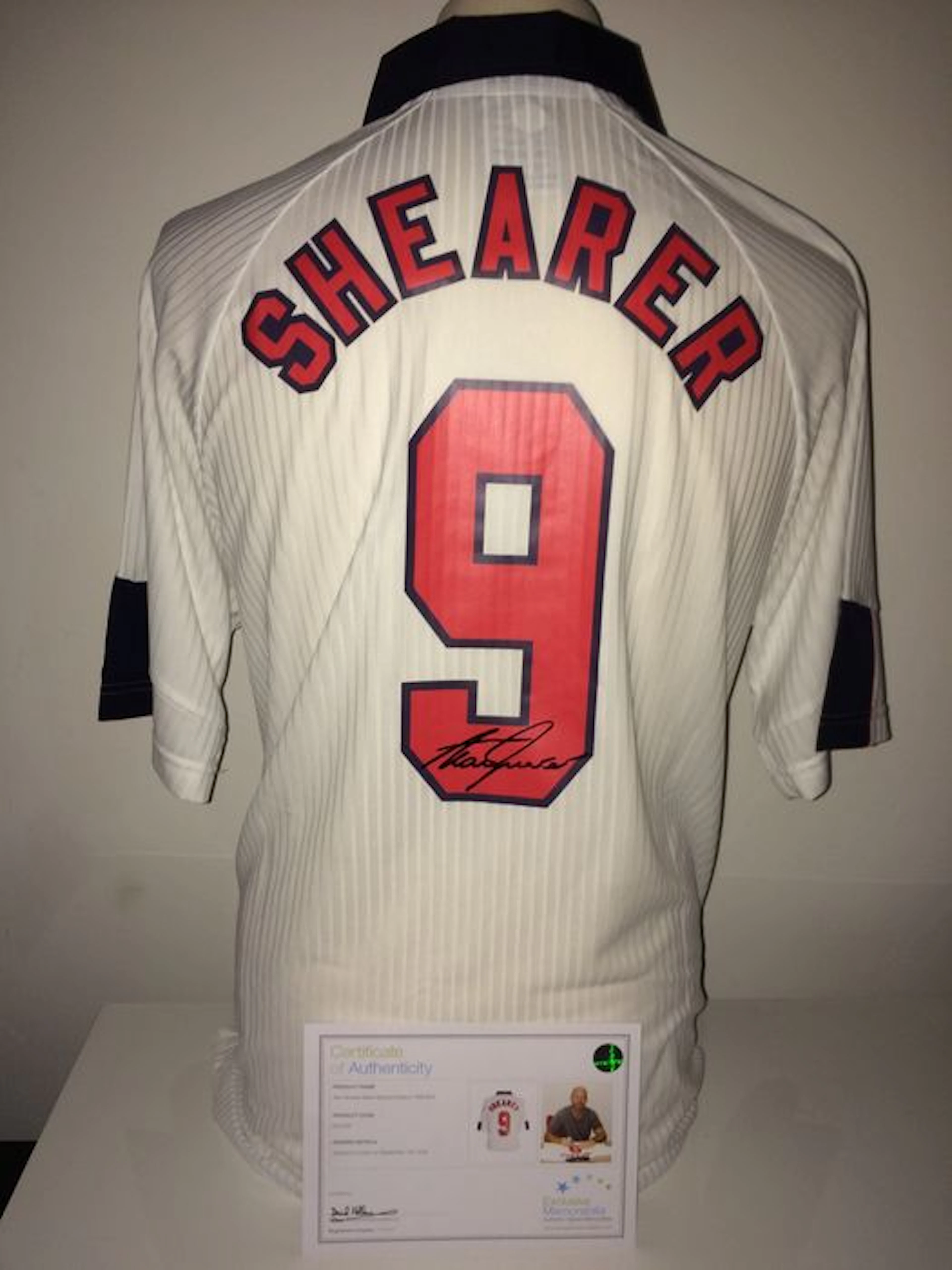 Alan Shearer / England WC 1998 - Alan Shearer Signed England World Cup 1998 Shirt + Luxury Cover + COA Exclusive Memorabilia inc. Photoproof.