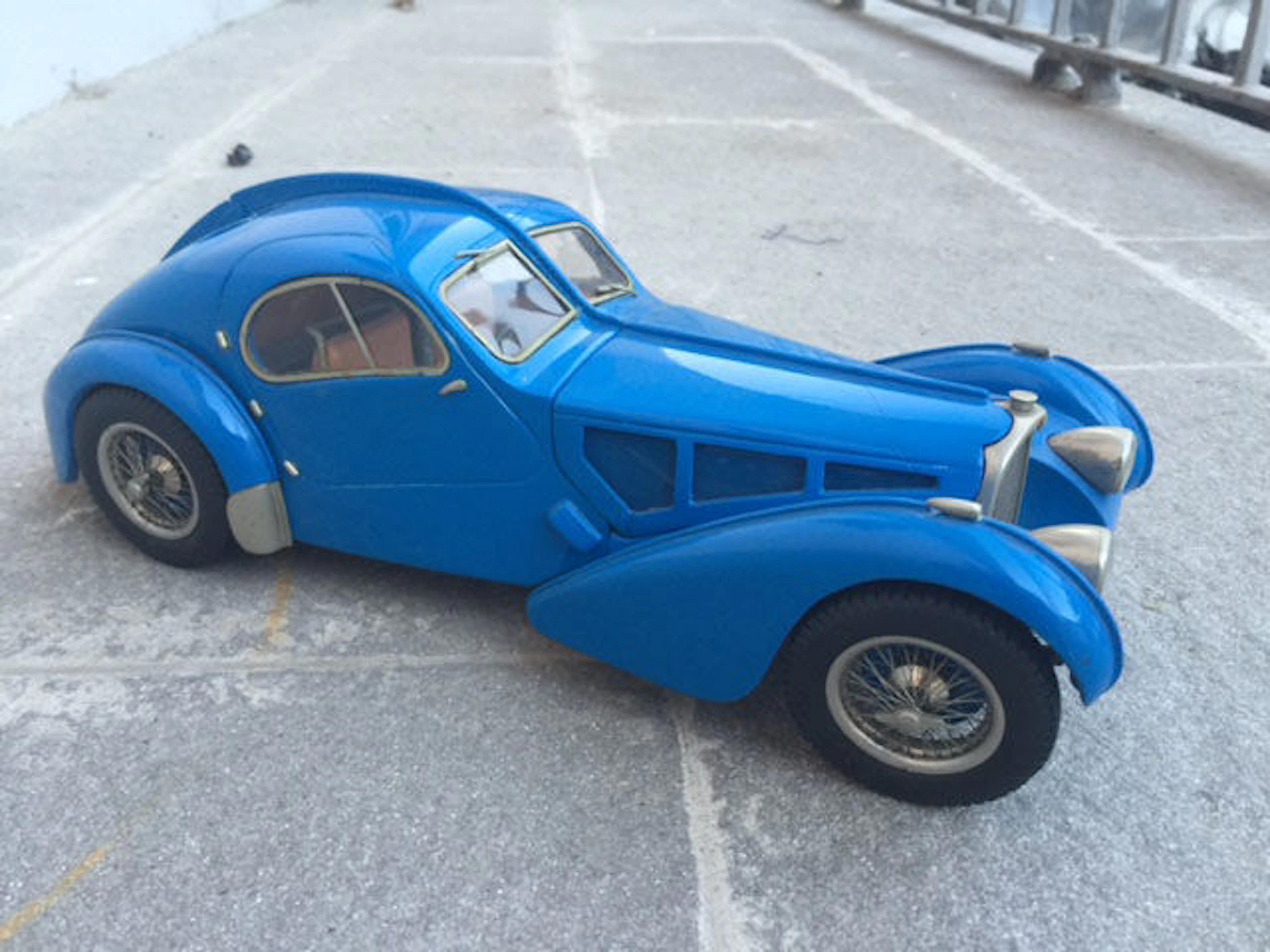 Carlo Brianza - 1/14 scale - Bugatti Atlantic