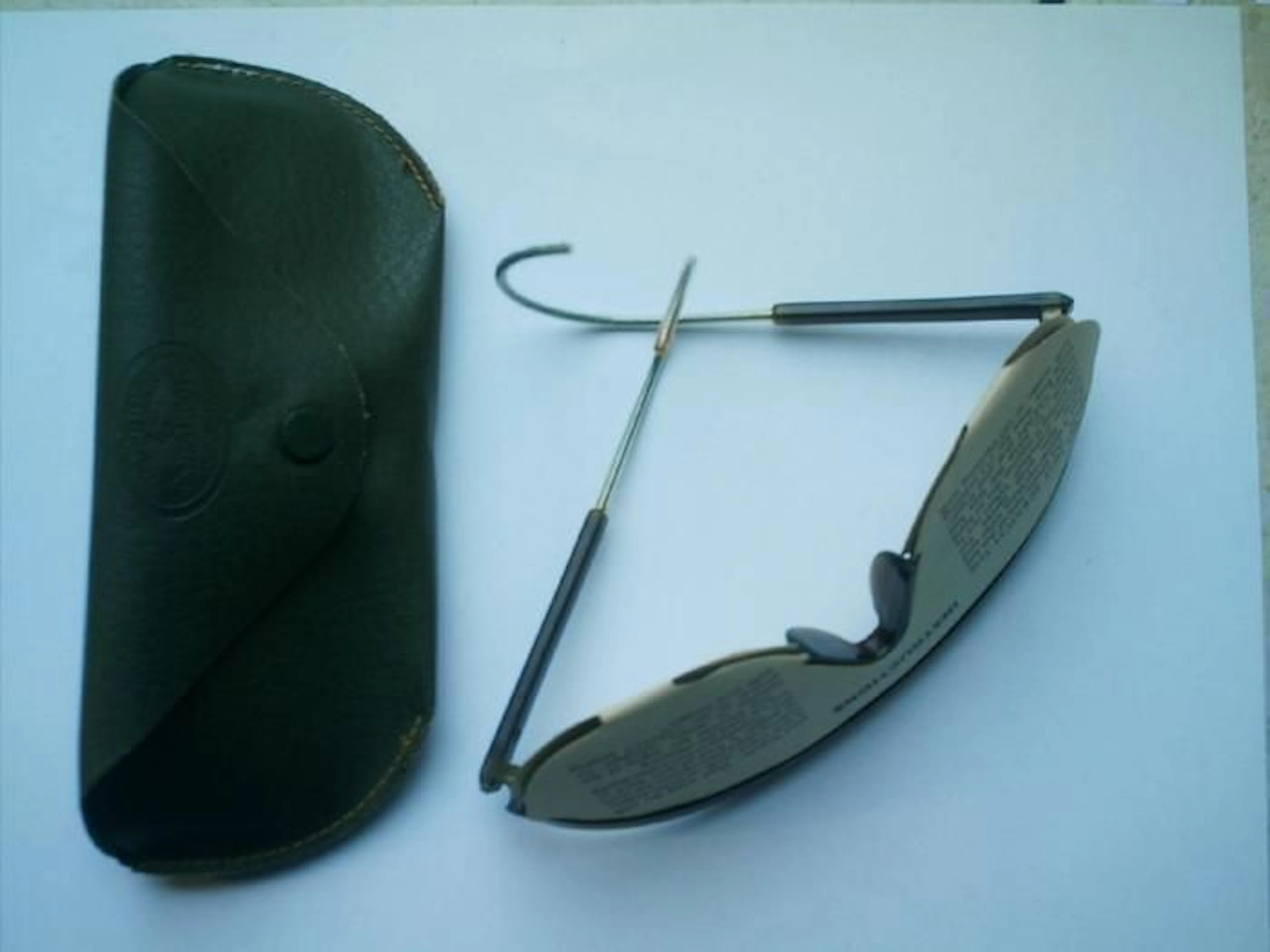 American Polaroid - US sunglasses - 1945. WW2