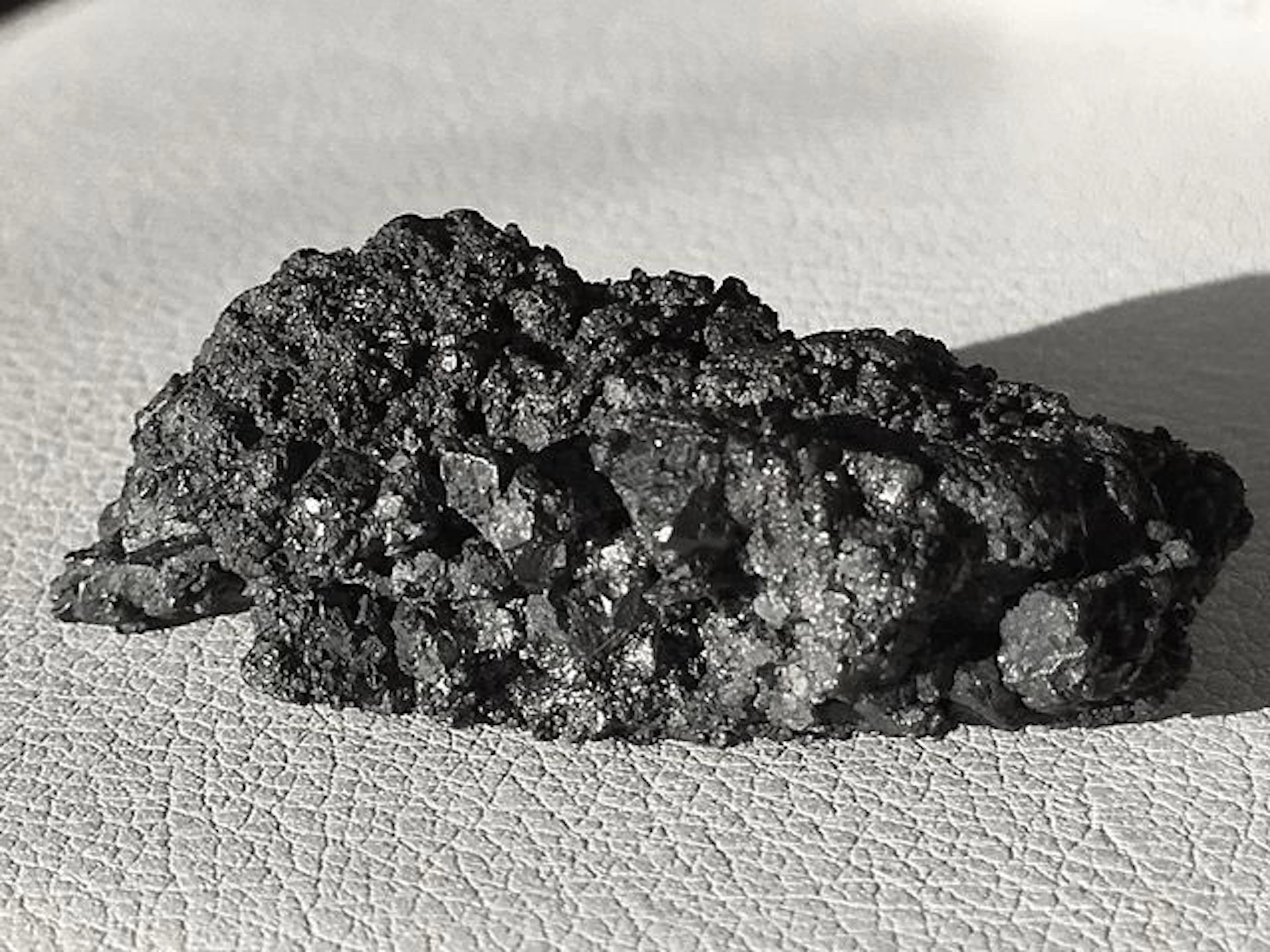 Native silver on matrix - 5.5x 2.5 x 1.2 cm - 63.20gm