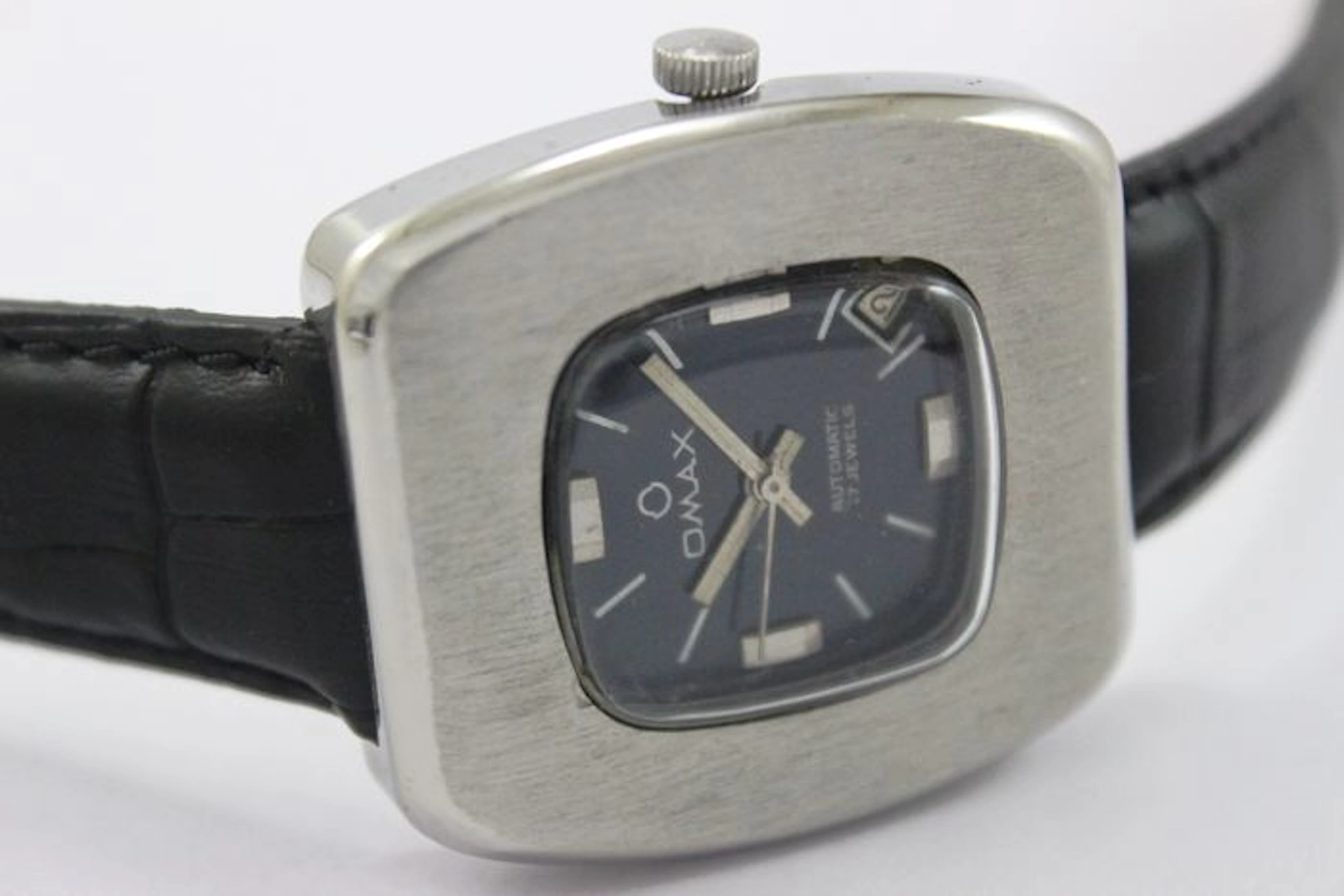 Omax Automatic Men's Vintage Wrist Watch - circa 1970s
