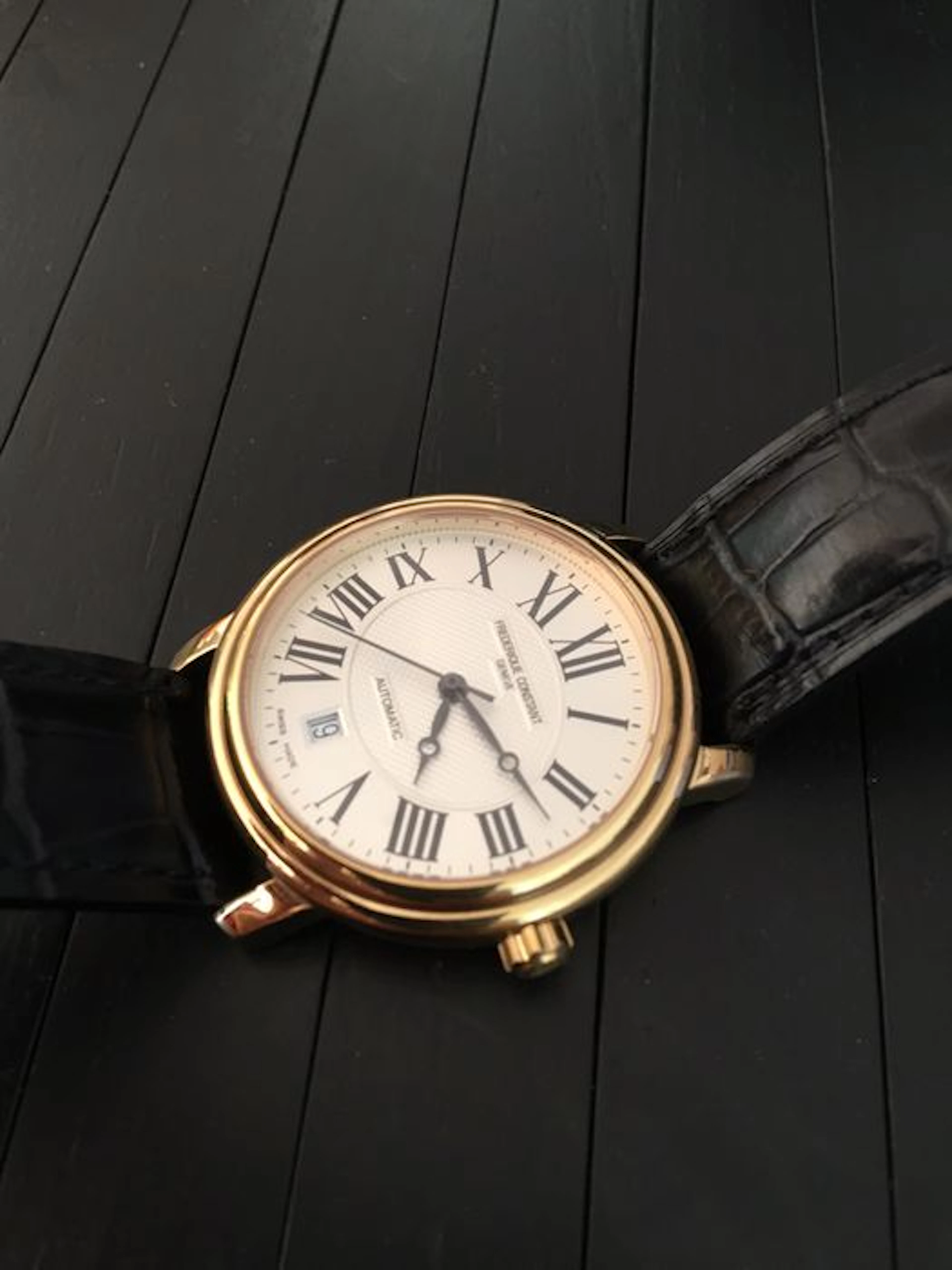 Frédérique Constant Geneve Classic - men's wristwatch -