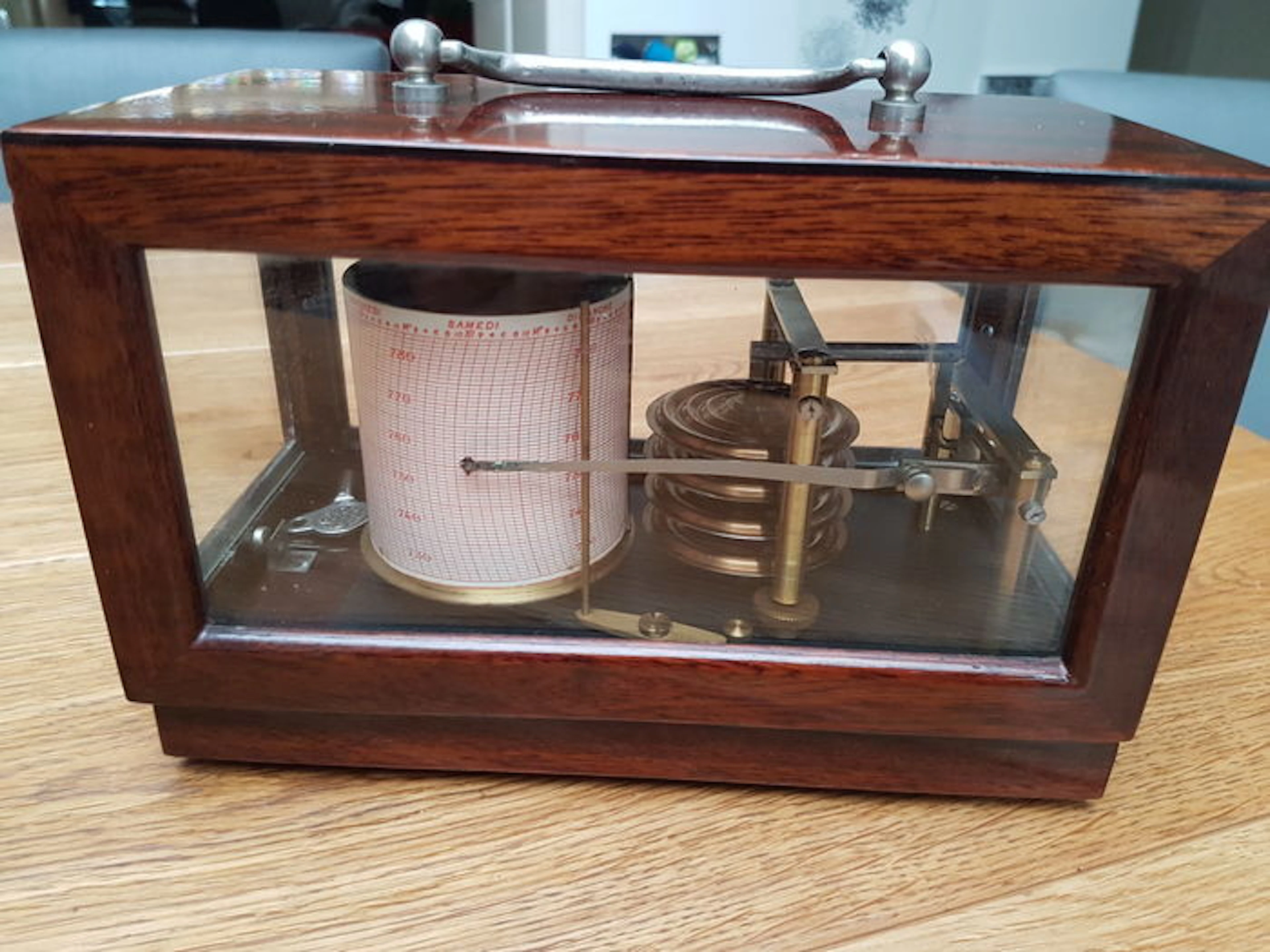 Antique ship’s barograph Naudet 6059 with mahogany box 1st quarter 1900