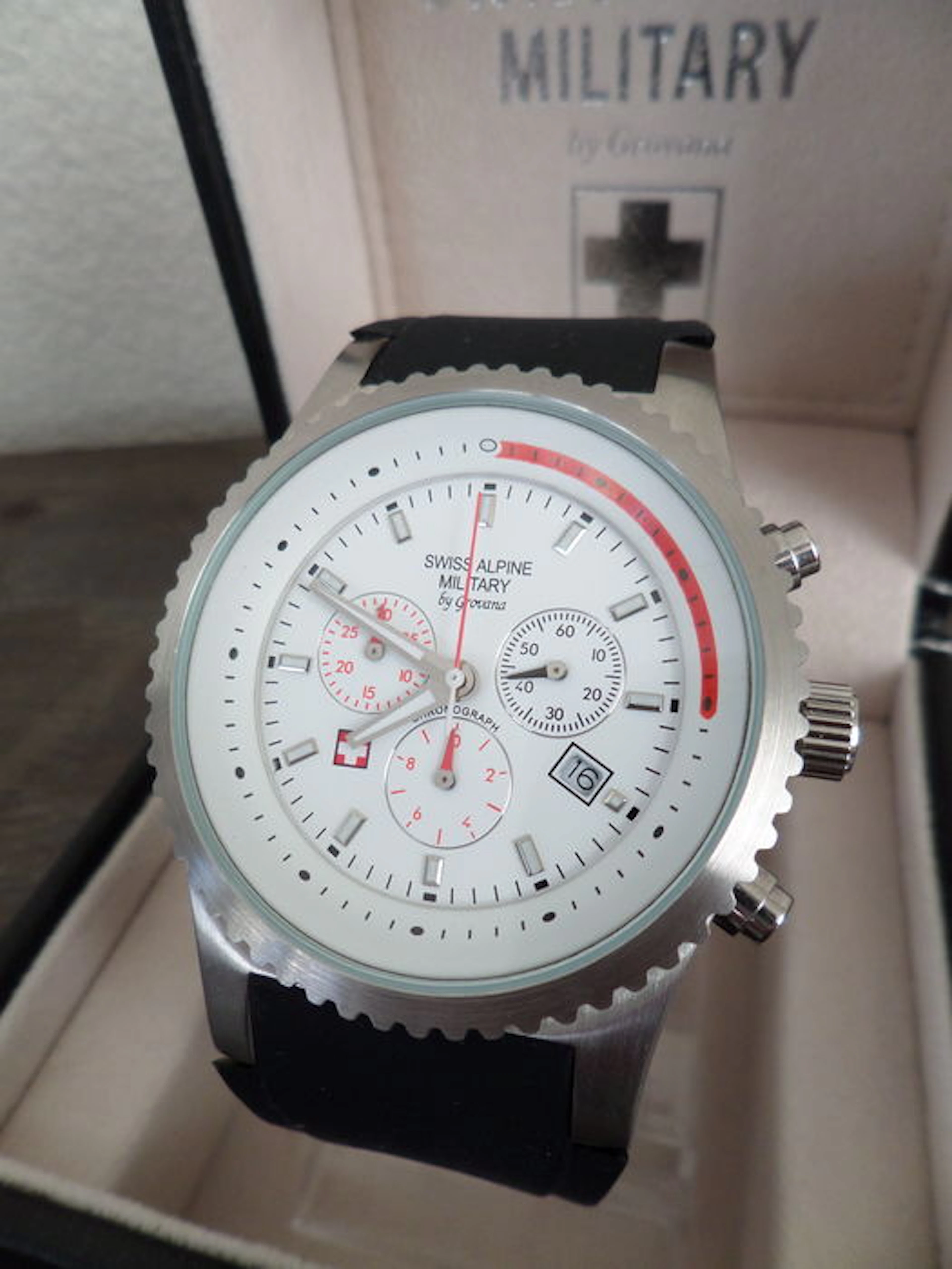 Swiss Alpine Military – 2870 – By Grovana – Men's Wristwatch – 2016