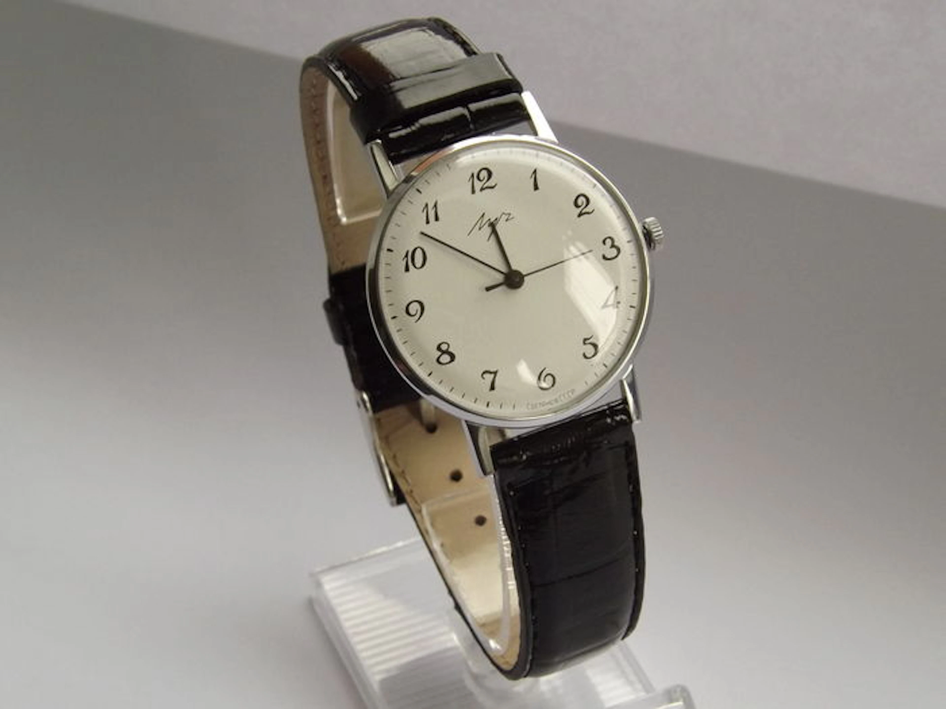 Luch ultra slim mens wrist watch 80s