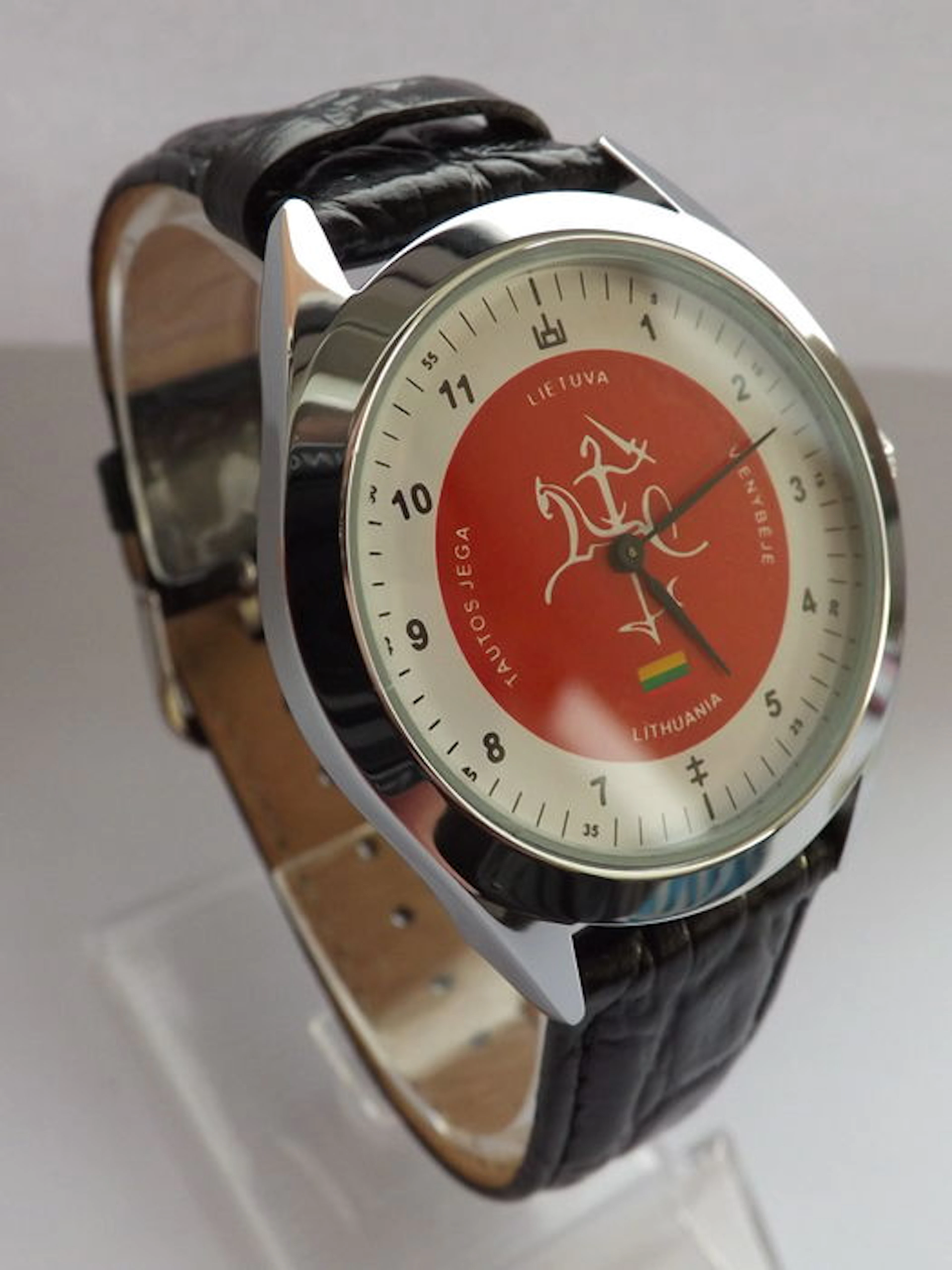 Luch Lithuanian Knight Rider mens wristwatch Nation's strength in unity