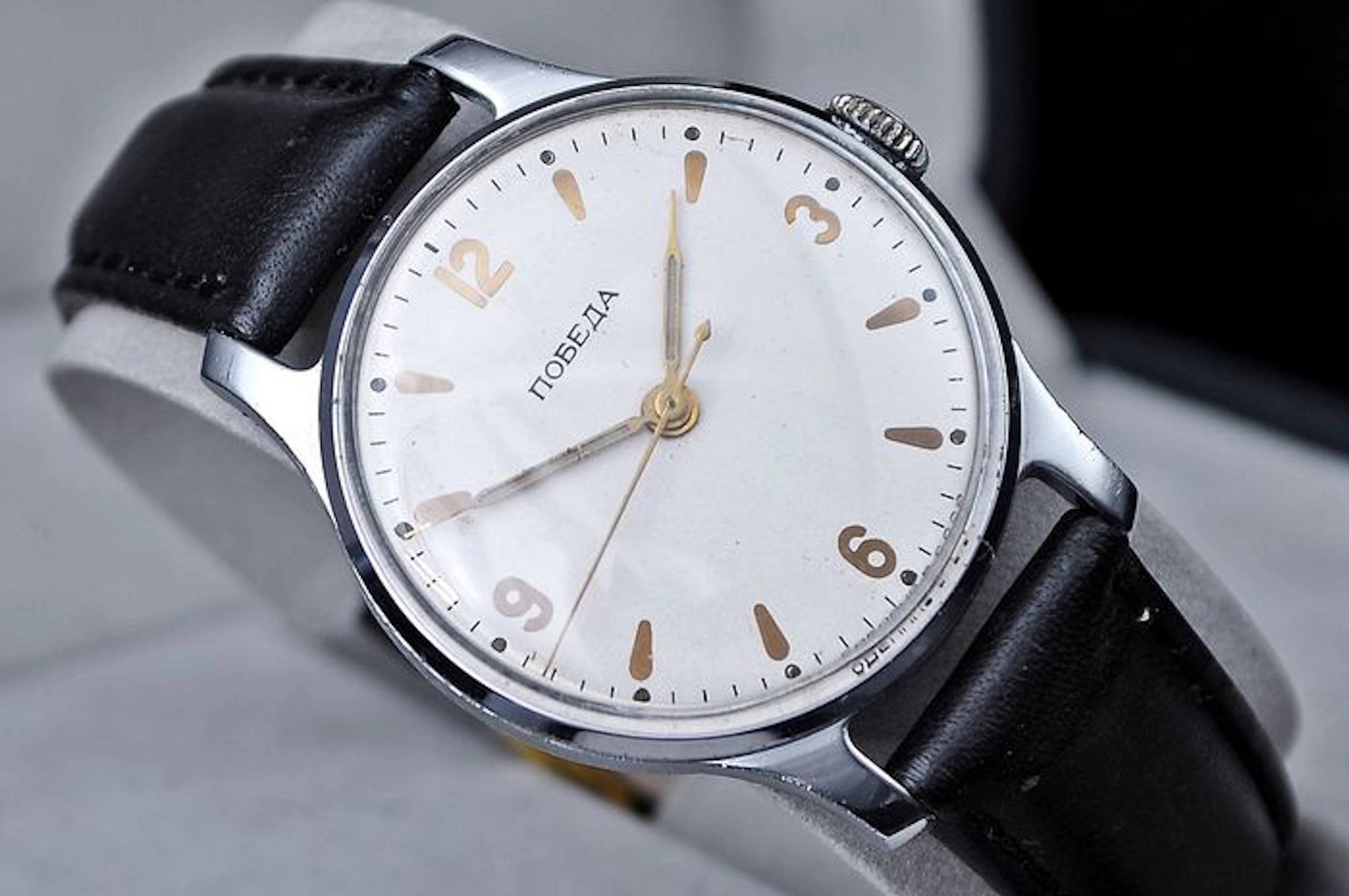 POBEDA – vintage Soviet men's wristwatch – from 50s