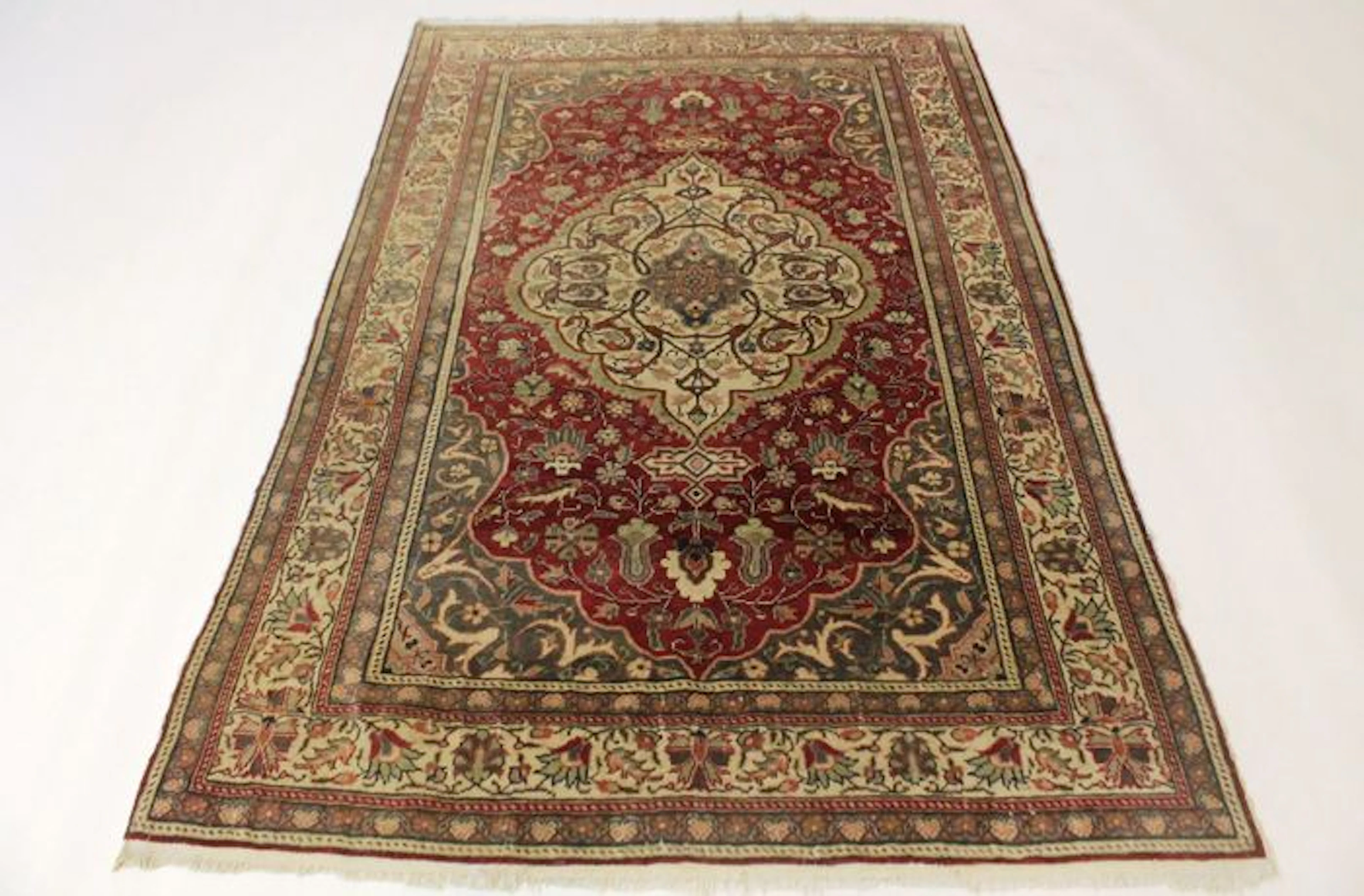 Royal handwoven Oriental palace carpet, Kayseri, made in Turkey around 1960, carpet Tapis Tappeto, 118 x 180 cm