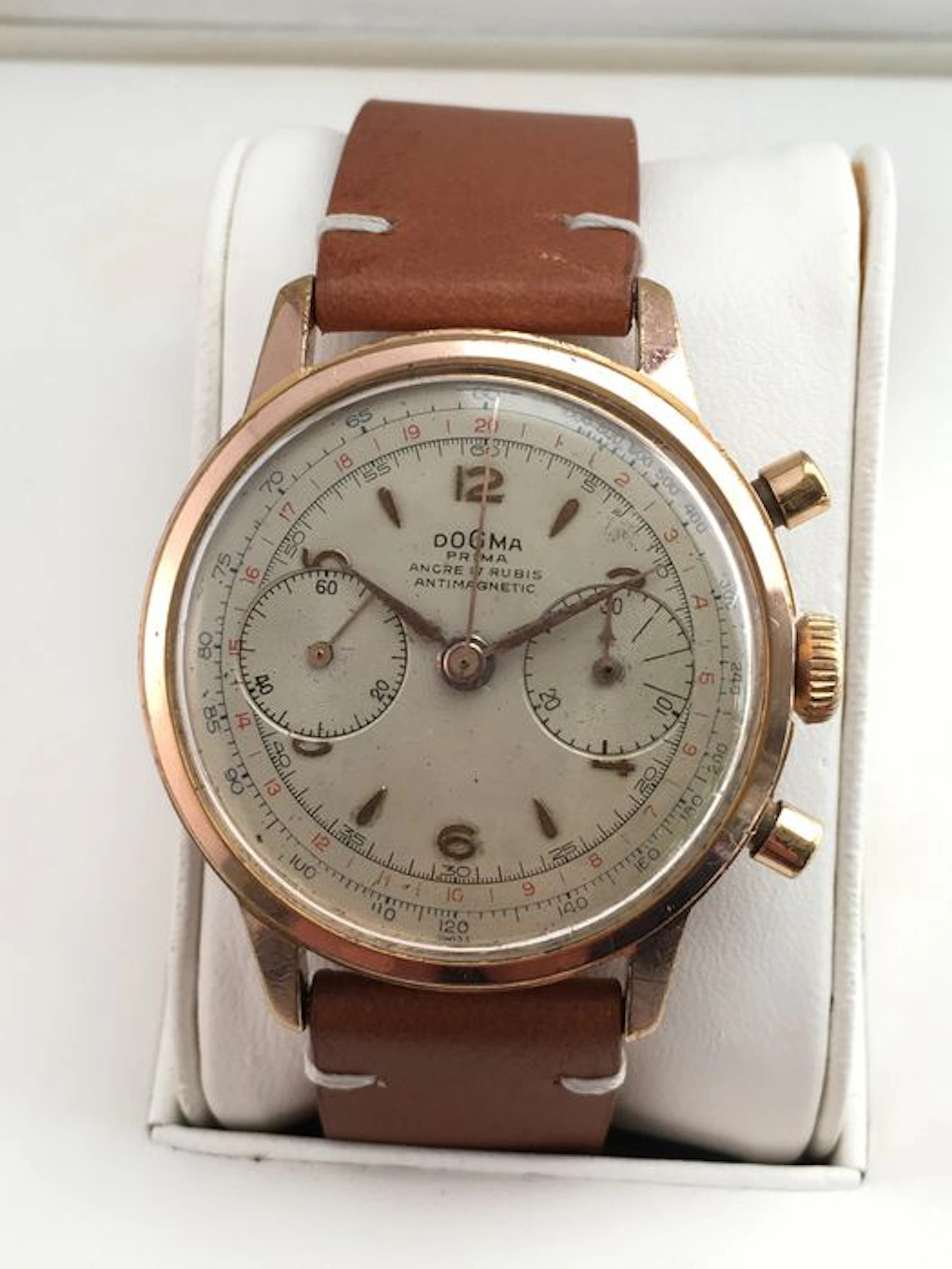 Dogma Prima Pilot Chornographe Suisse -- comes with a box -- mens watch -- 1940