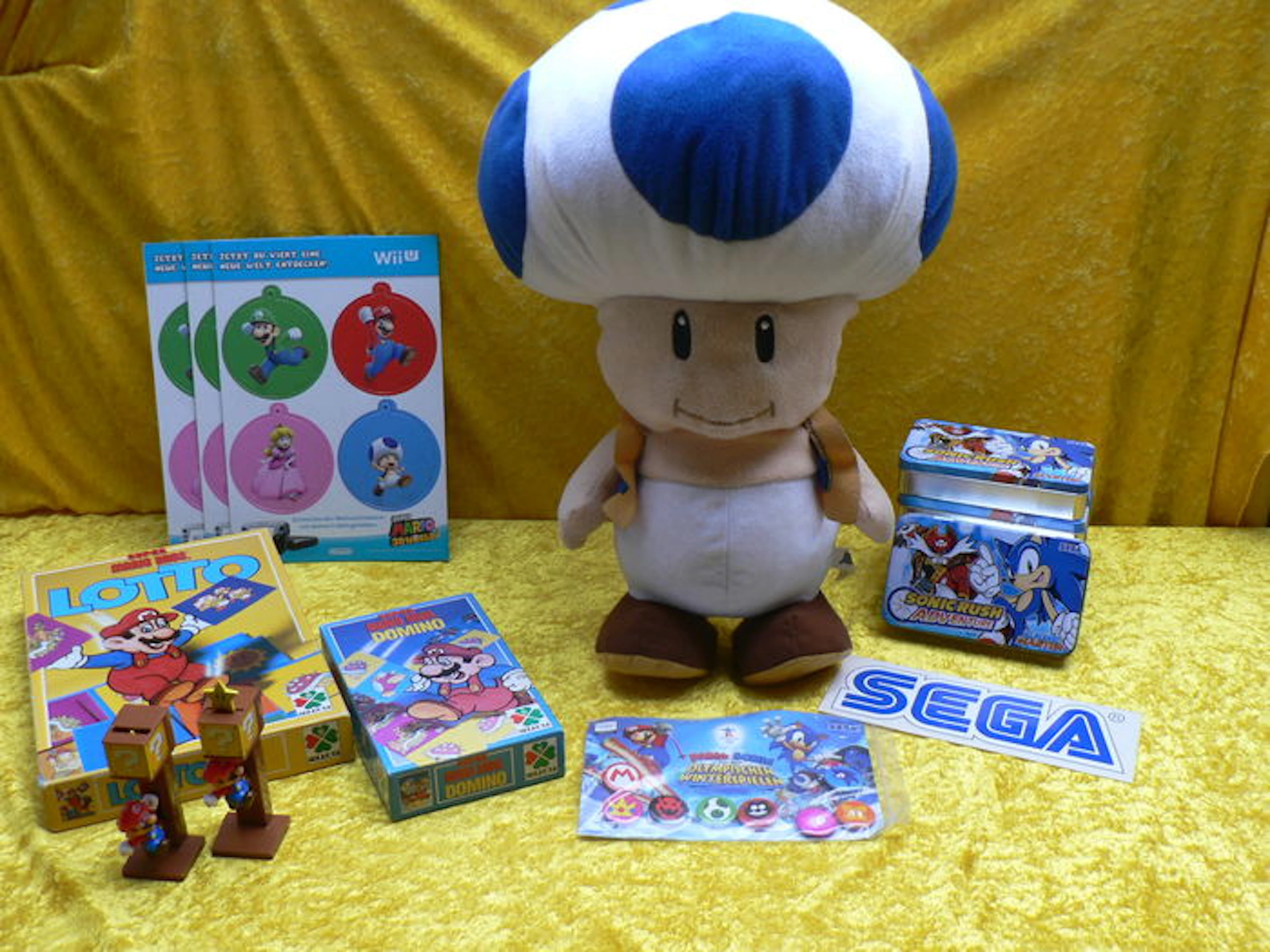 Lot of 31 goodies / merchandise - Mario & Sonic - Nintendo & Sega