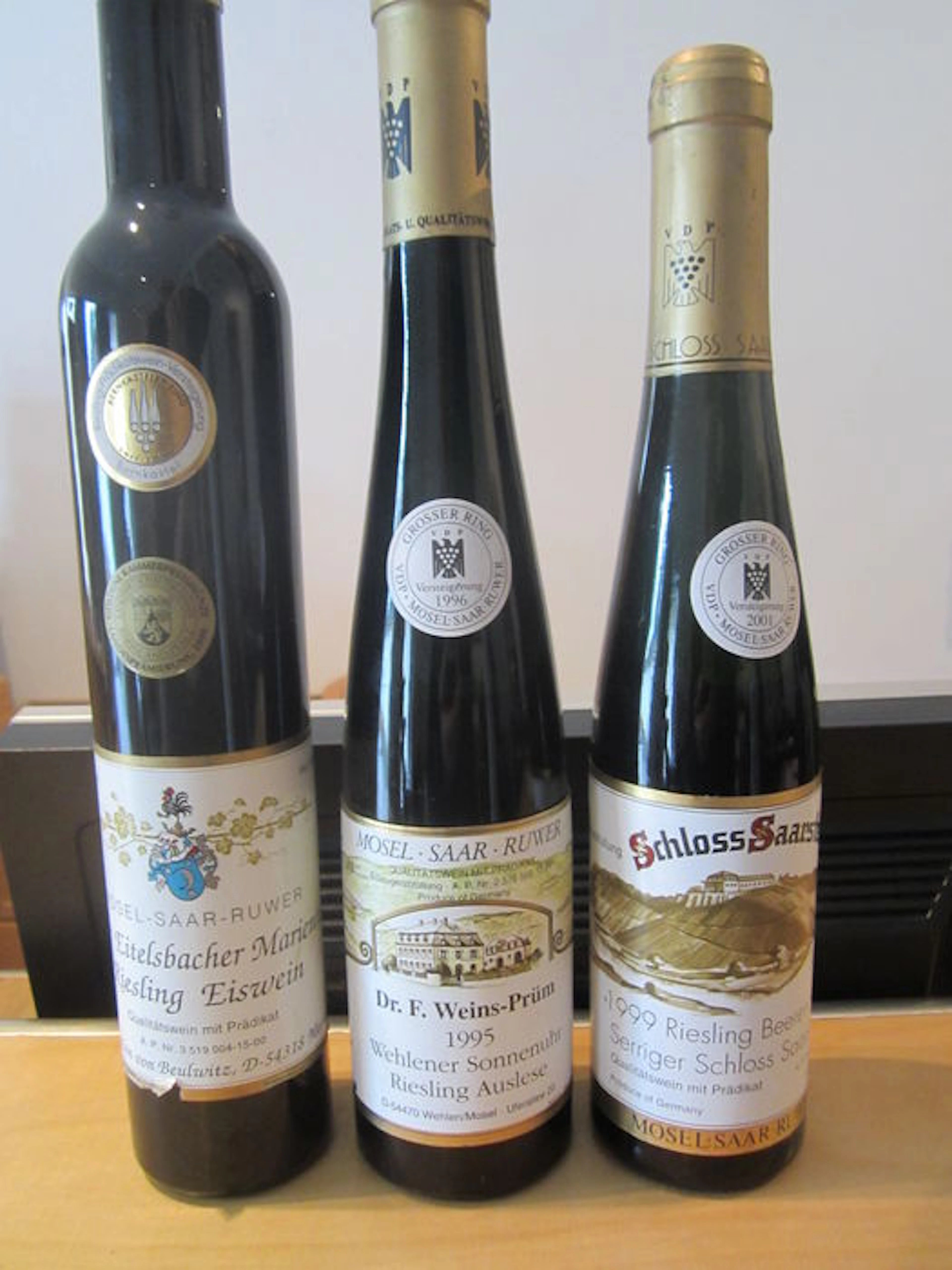 1999 Riesling Eiswein Goldkapsel (gold capsule) Erben Beulwitz Eitelsbacher