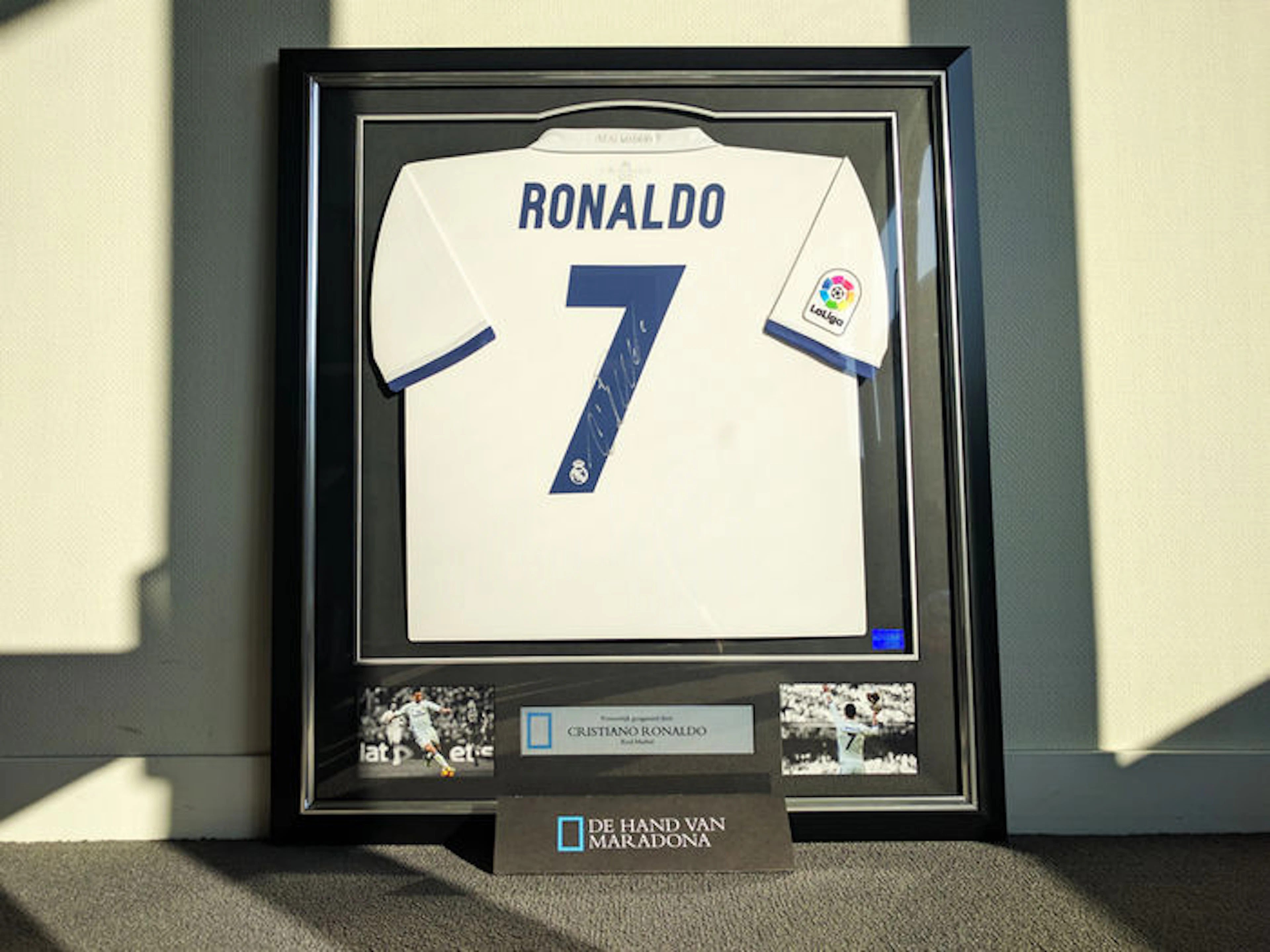 Cristiano Ronaldo signed Real Madrid 2016/17 shirt in deluxe frame