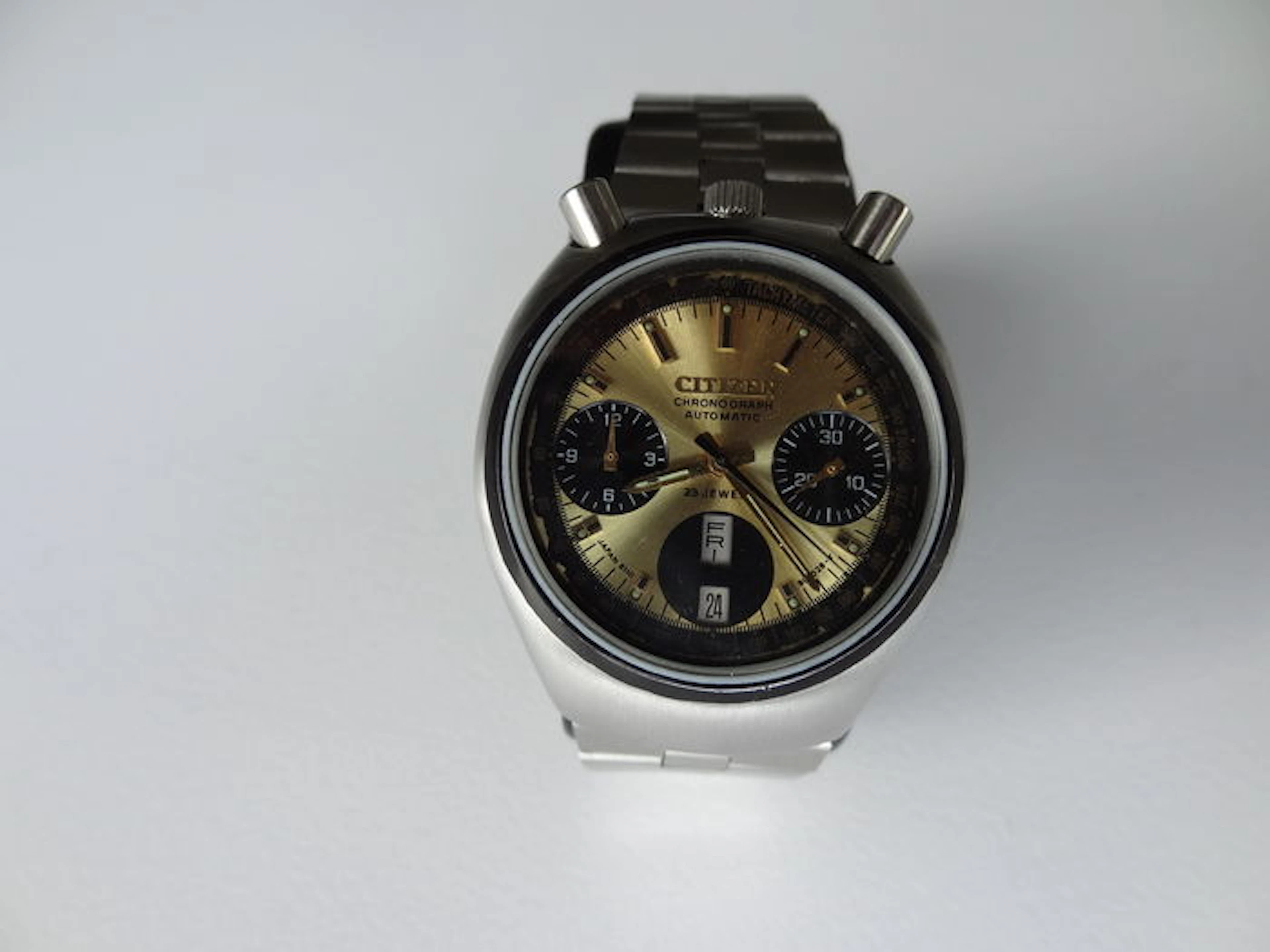 Citizen Bullhead 8110A, men's, 1970s.