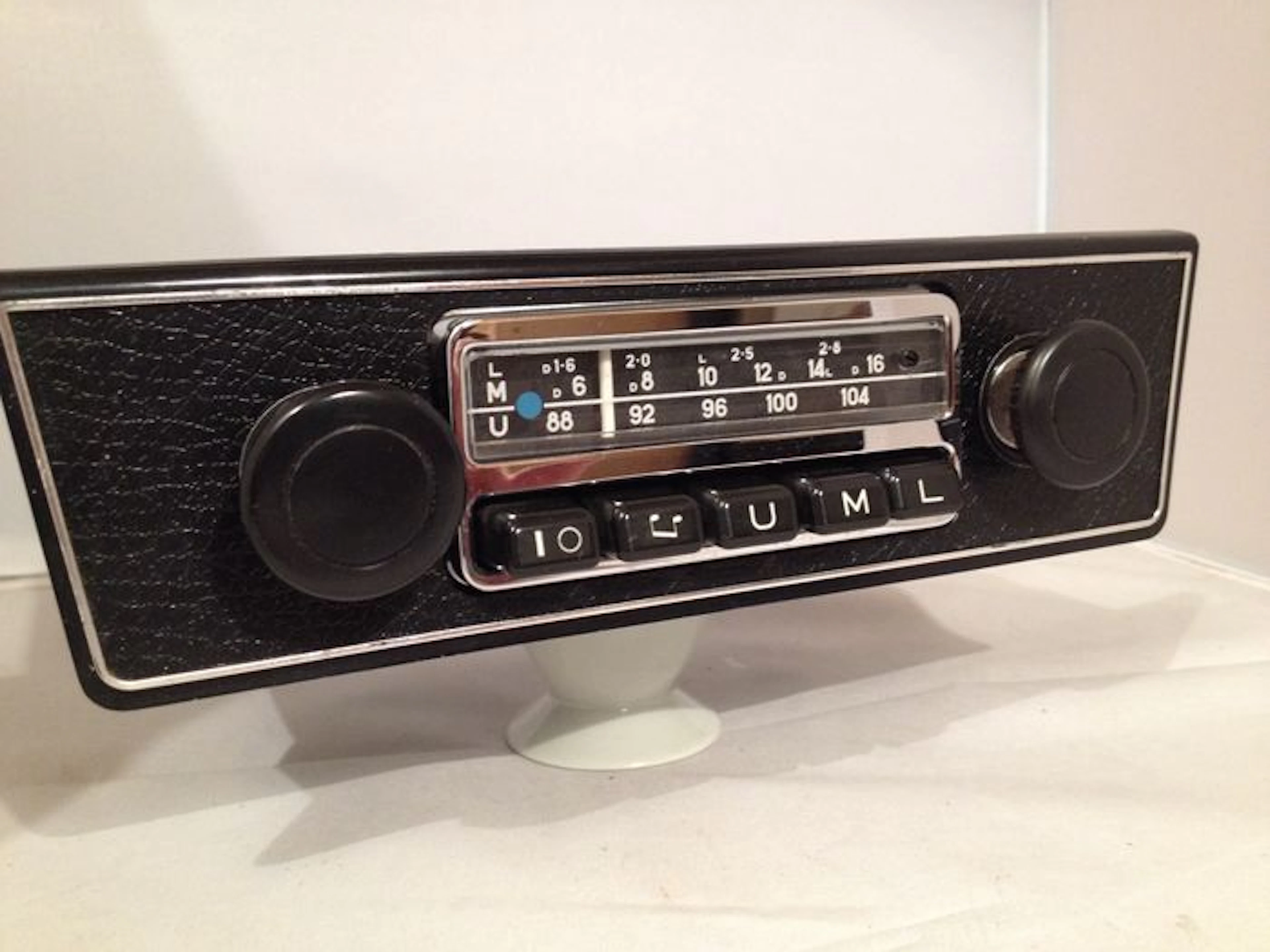 Classic Blaupunkt Mannheim oldtimer car radio 1971 for Volkswagen, a.o.