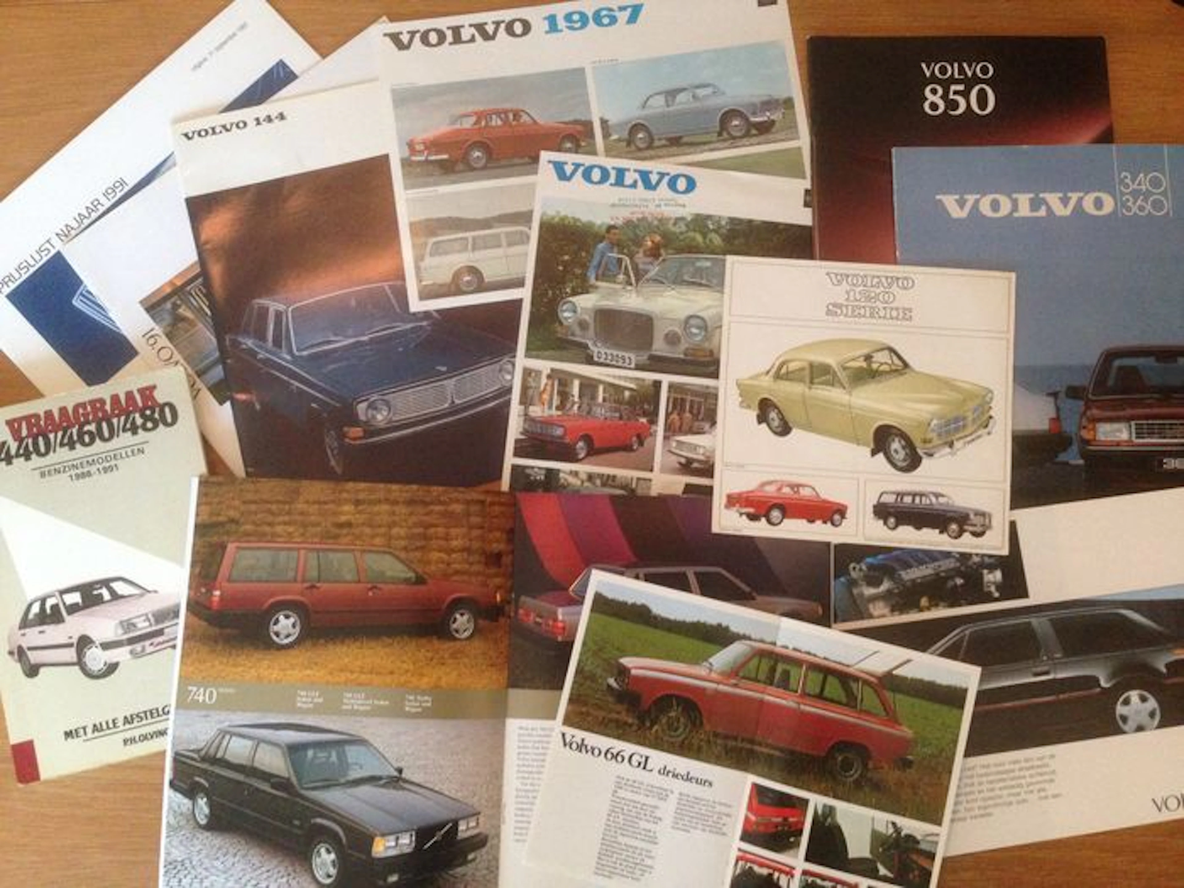 Volvo - 12 brochures - 1965 / 1995