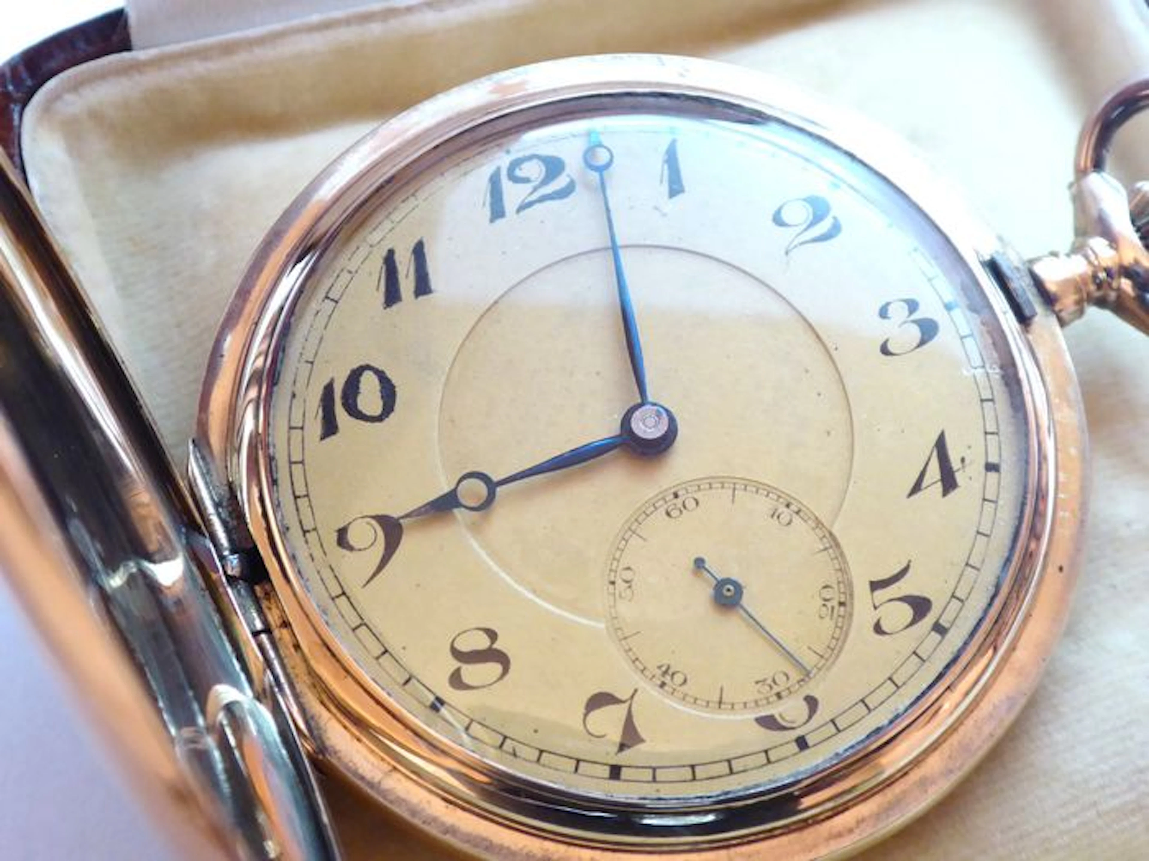 swiss gents large heavy pocket watch circa 1900s