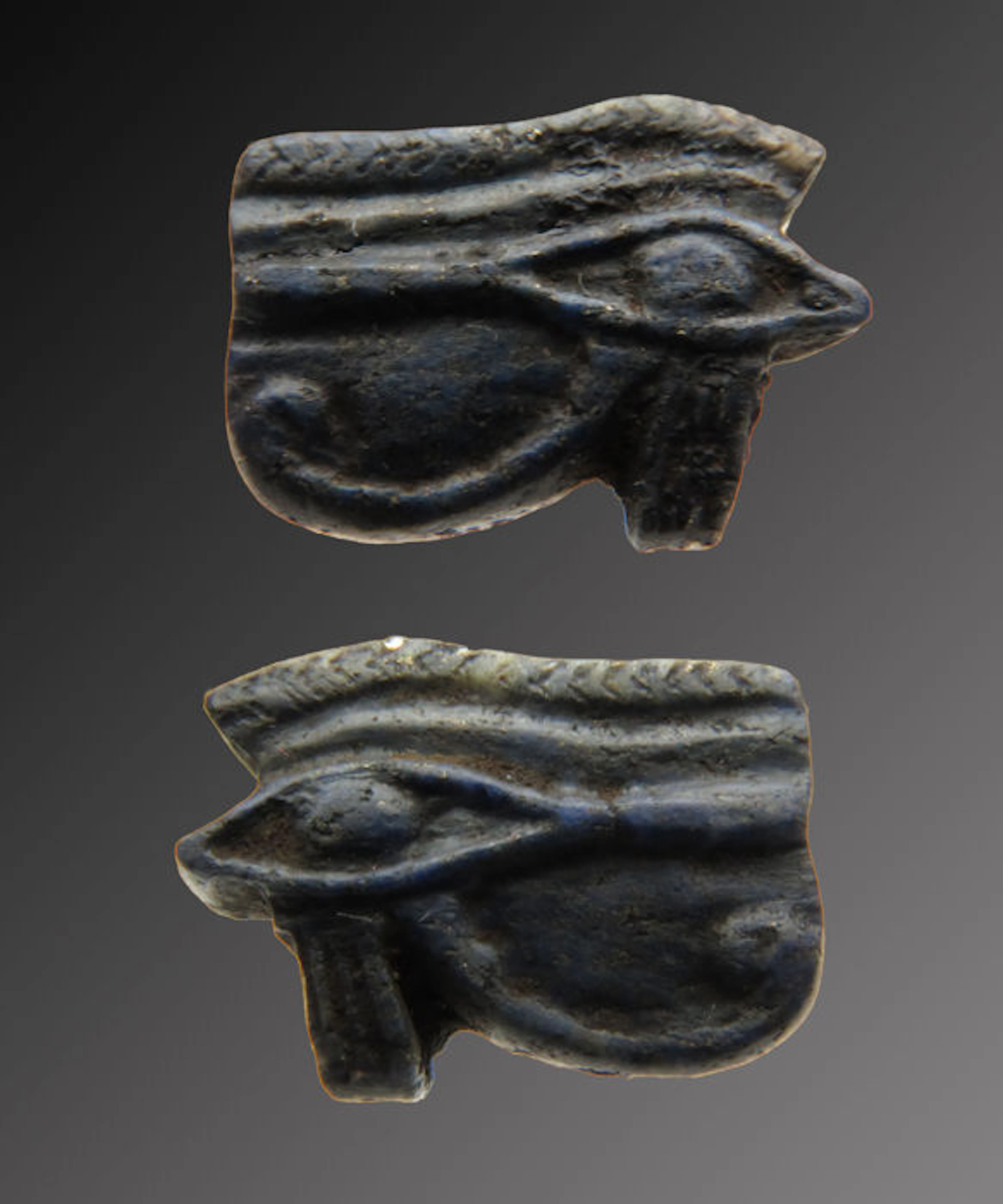 Egyptian double Horus eye amulet made of Lapis - 18 mm
