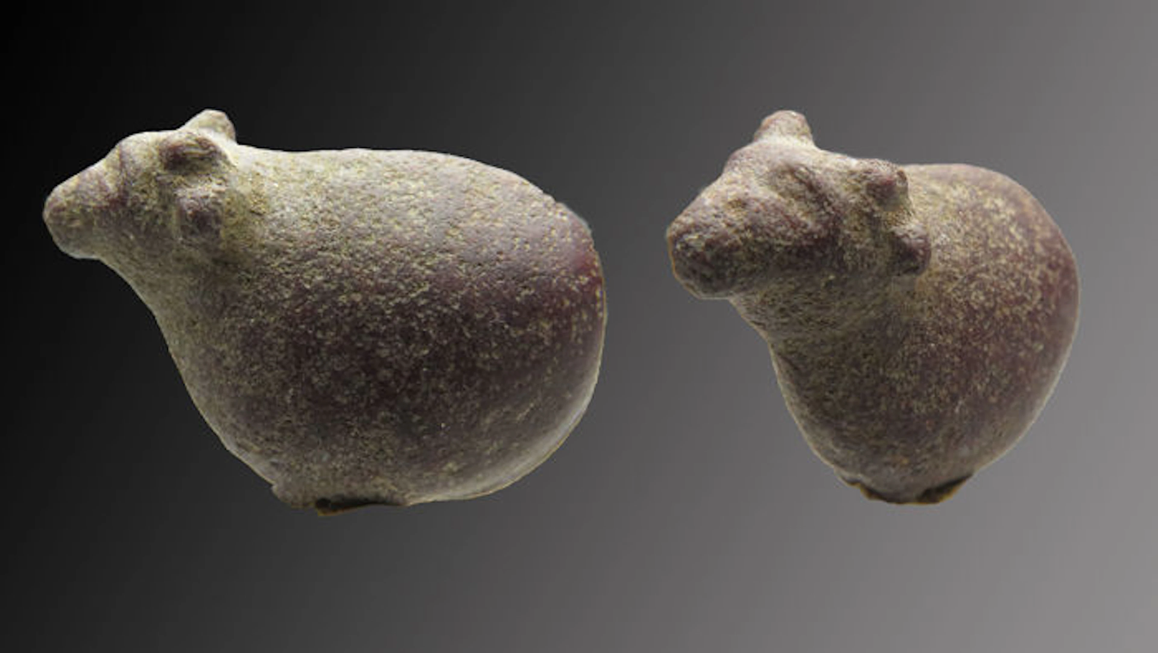 Egyptian amulet in the shape of a tied ox - 28 mm