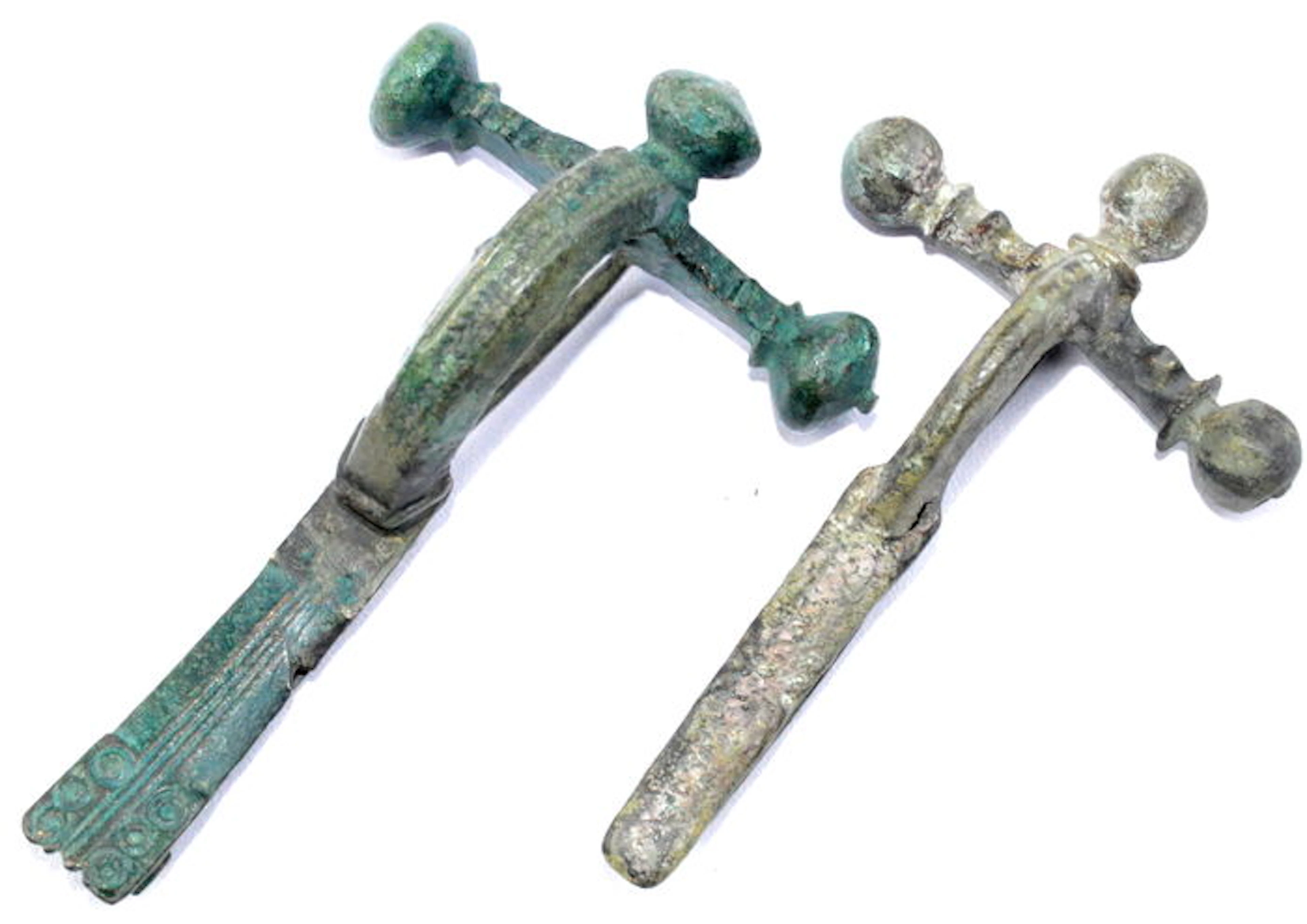 Two Ancient Roman Decorated Military Crossbow Brooches - 75/85 mm (2)
