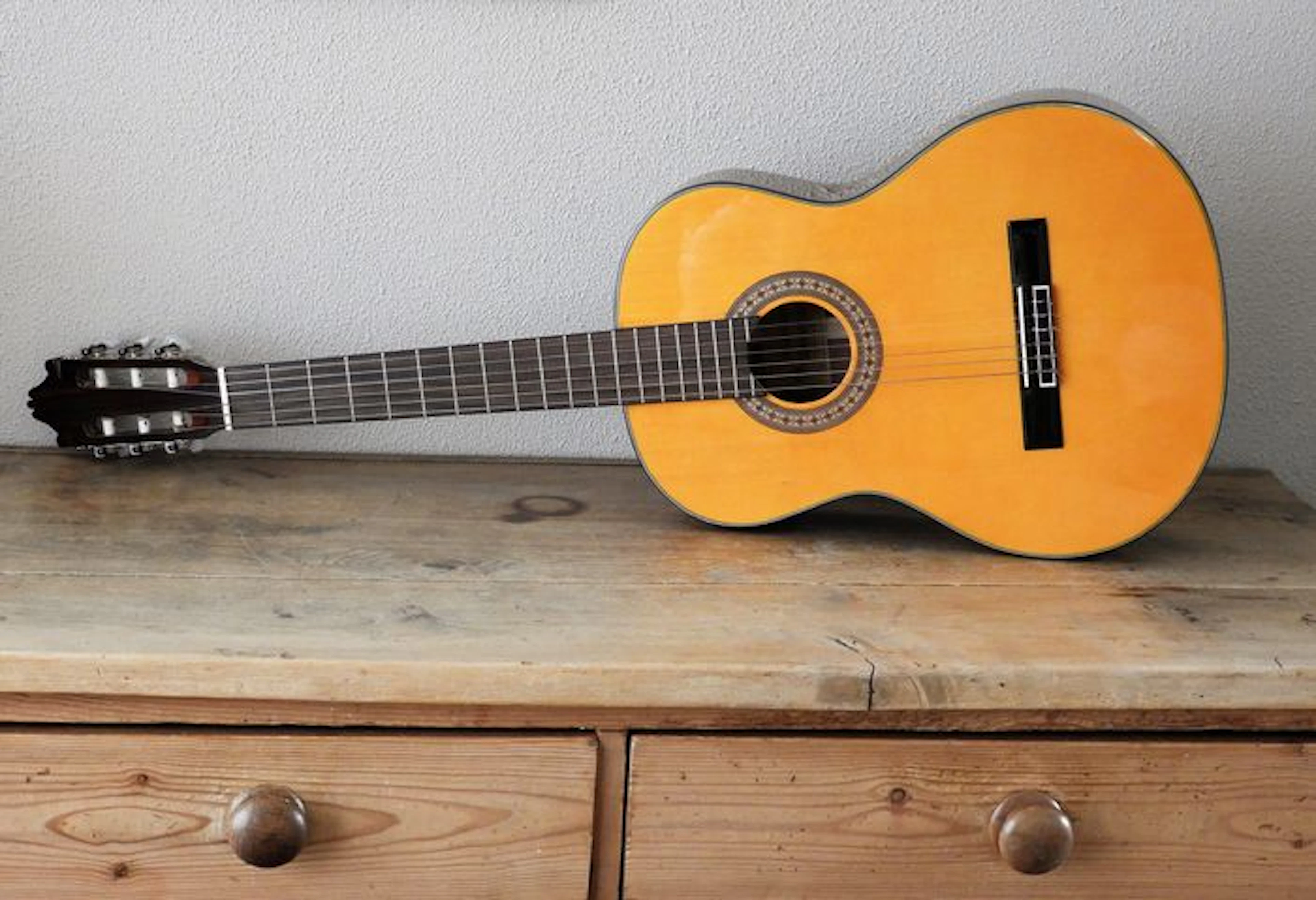 Acoustic guitar, Manuel Saveras Cs 36 S