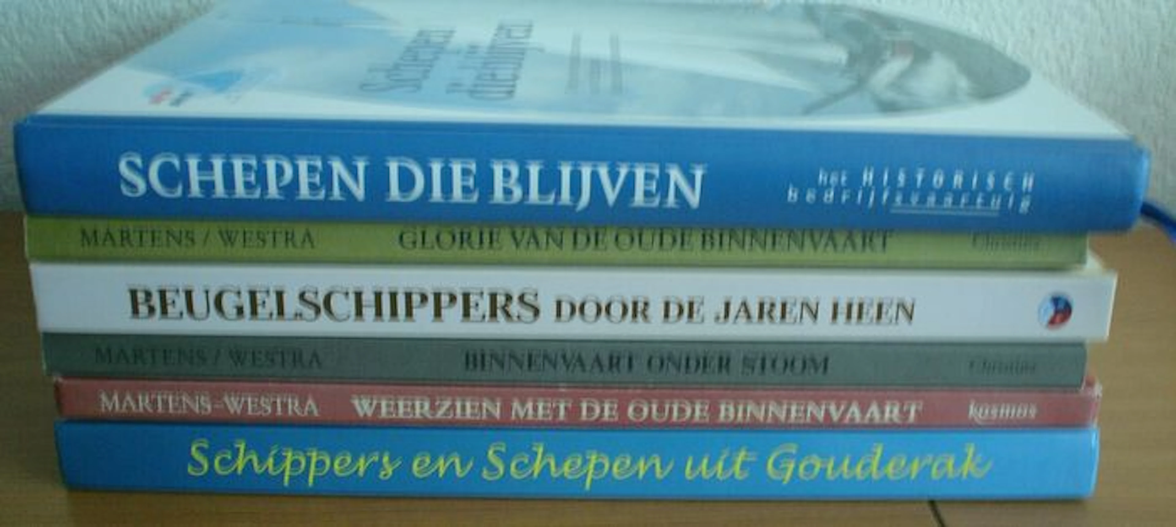 Lot with 6 books on (inland) shipping - 1982 / 2007